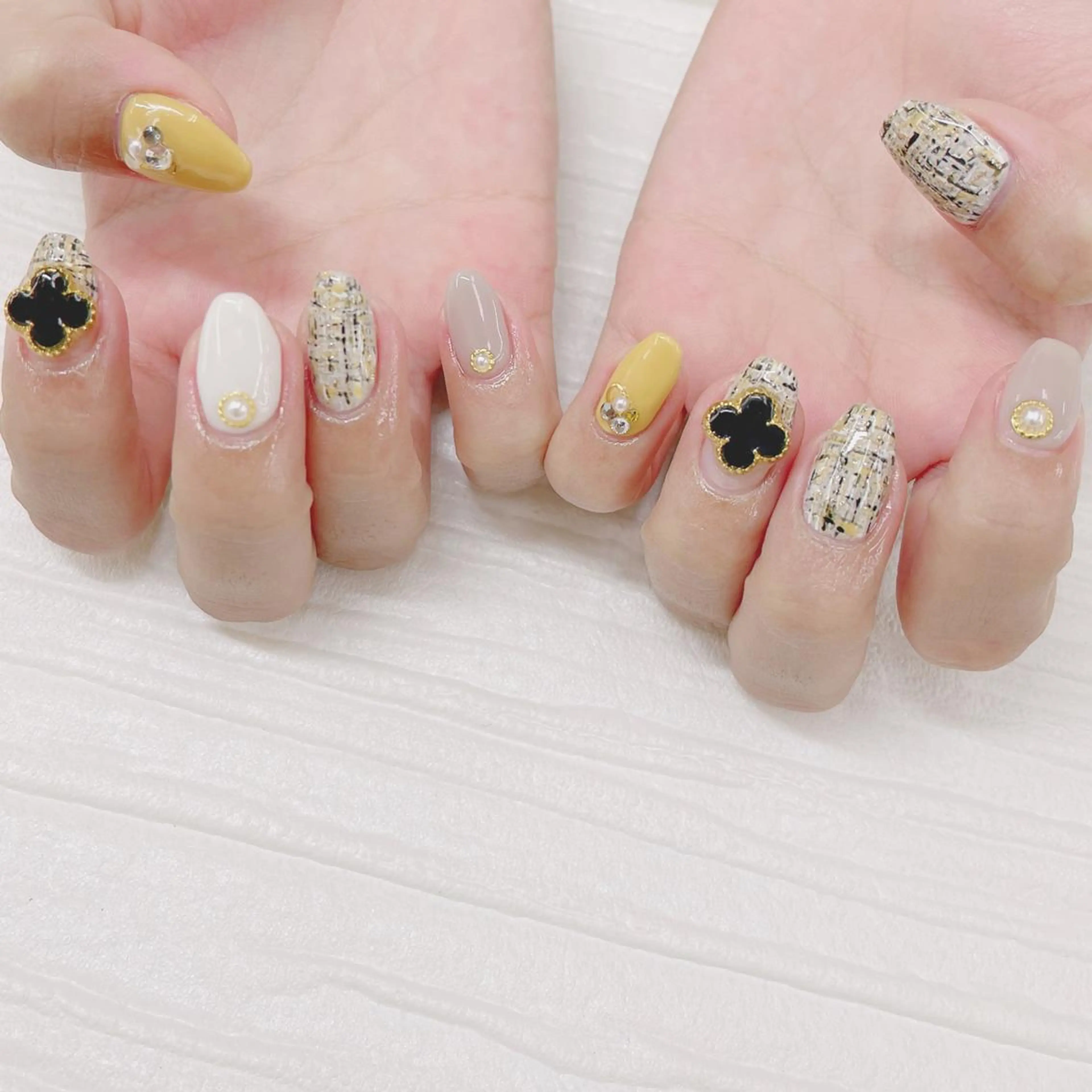 ネイル Nail salon Honey Beeのネイルデザイン