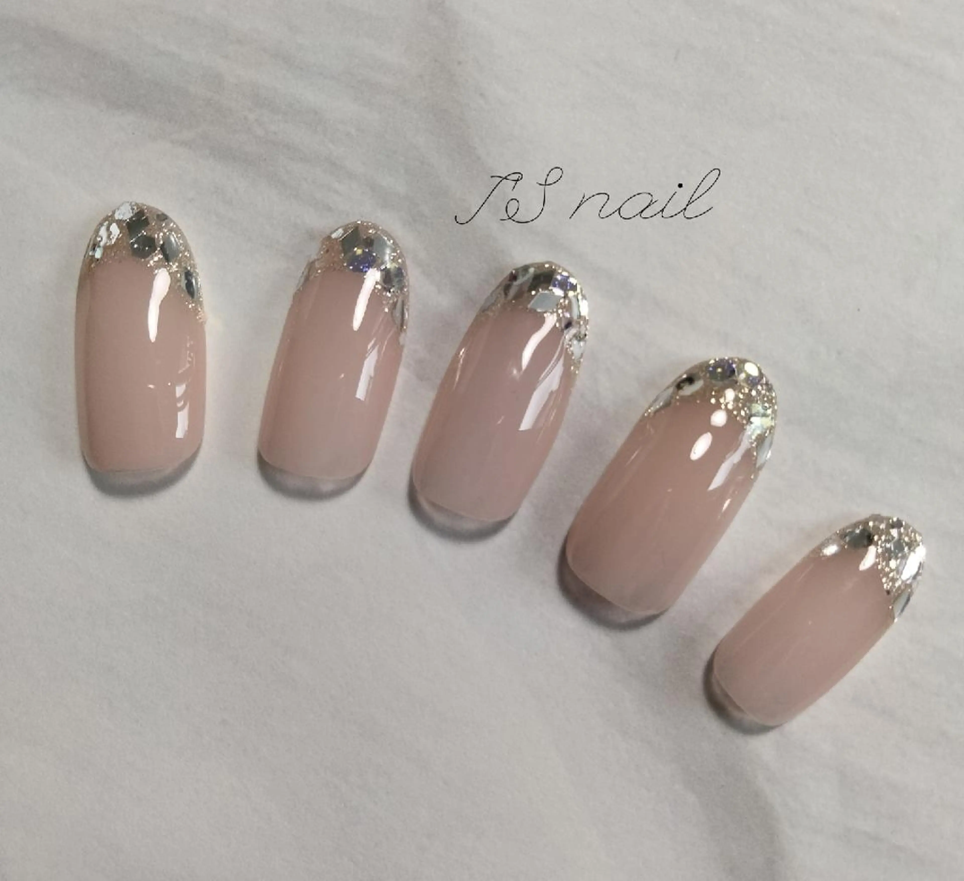 ネイル フレンチネイル ガラスフレンチ キラキラネイル ハンドネイル I'S nail 佐野のネイルデザイン