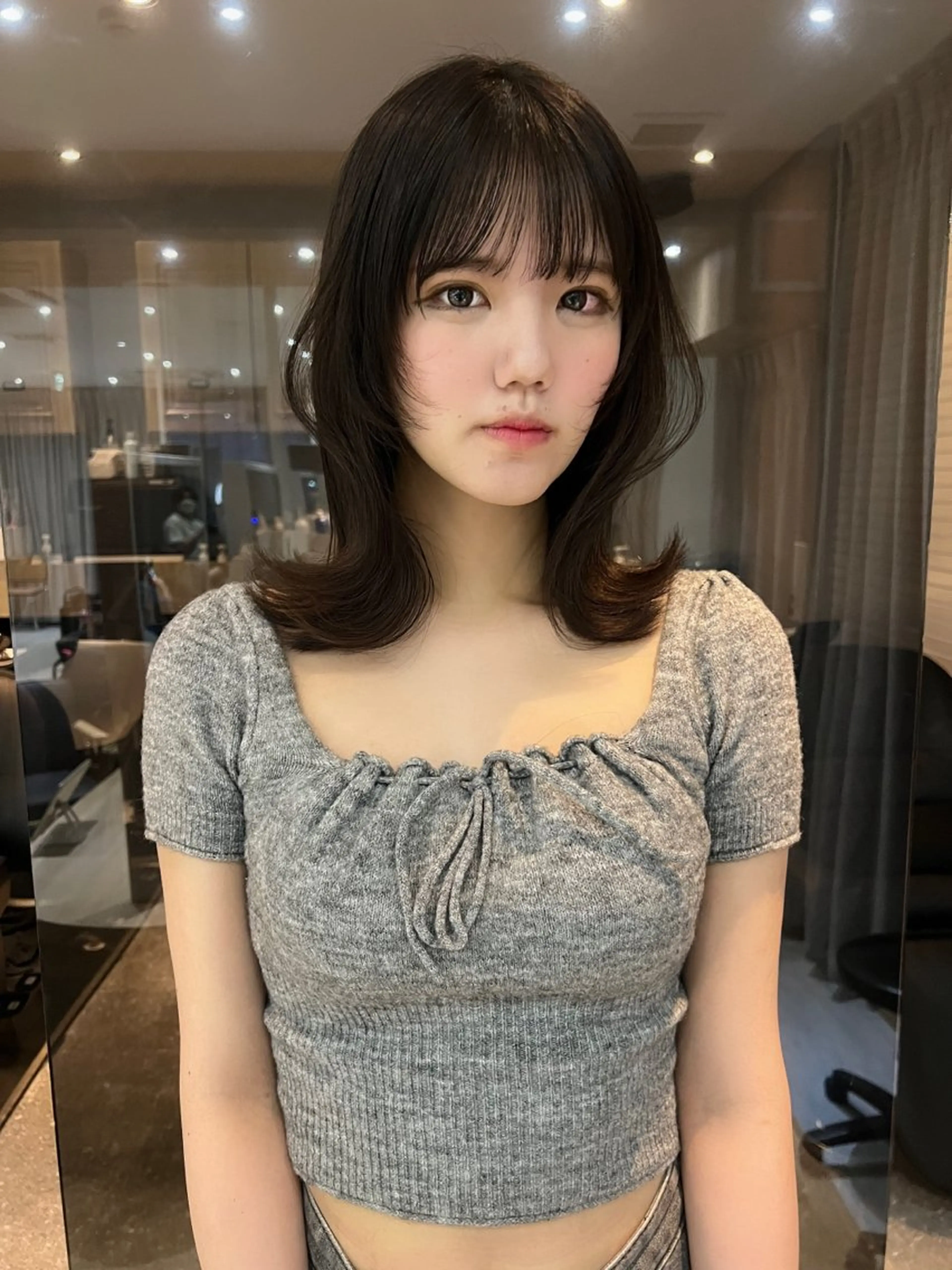 ミディアム くびれヘア 髪質改善 韓国風ヘア ヘアカラー トリートメント 韓国🇰🇷レイヤー 映える顔周り🩷のヘアスタイル