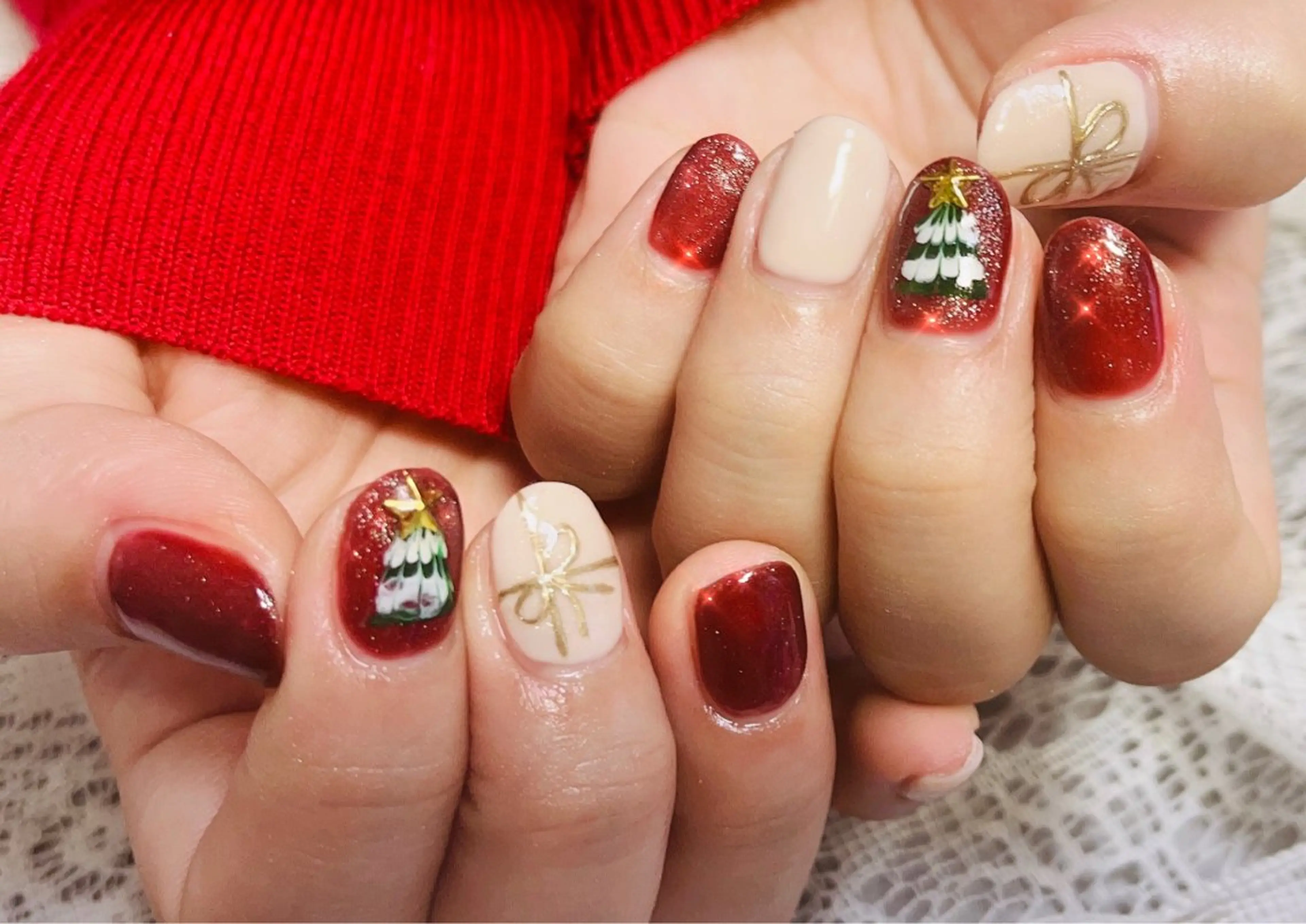 ネイル アートネイル 持ち込み ストーンネイル 冬ネイル クリスマス ハンドネイル ハンドケア Felice所属・ベテランネイル cnc  nailのネイルデザイン