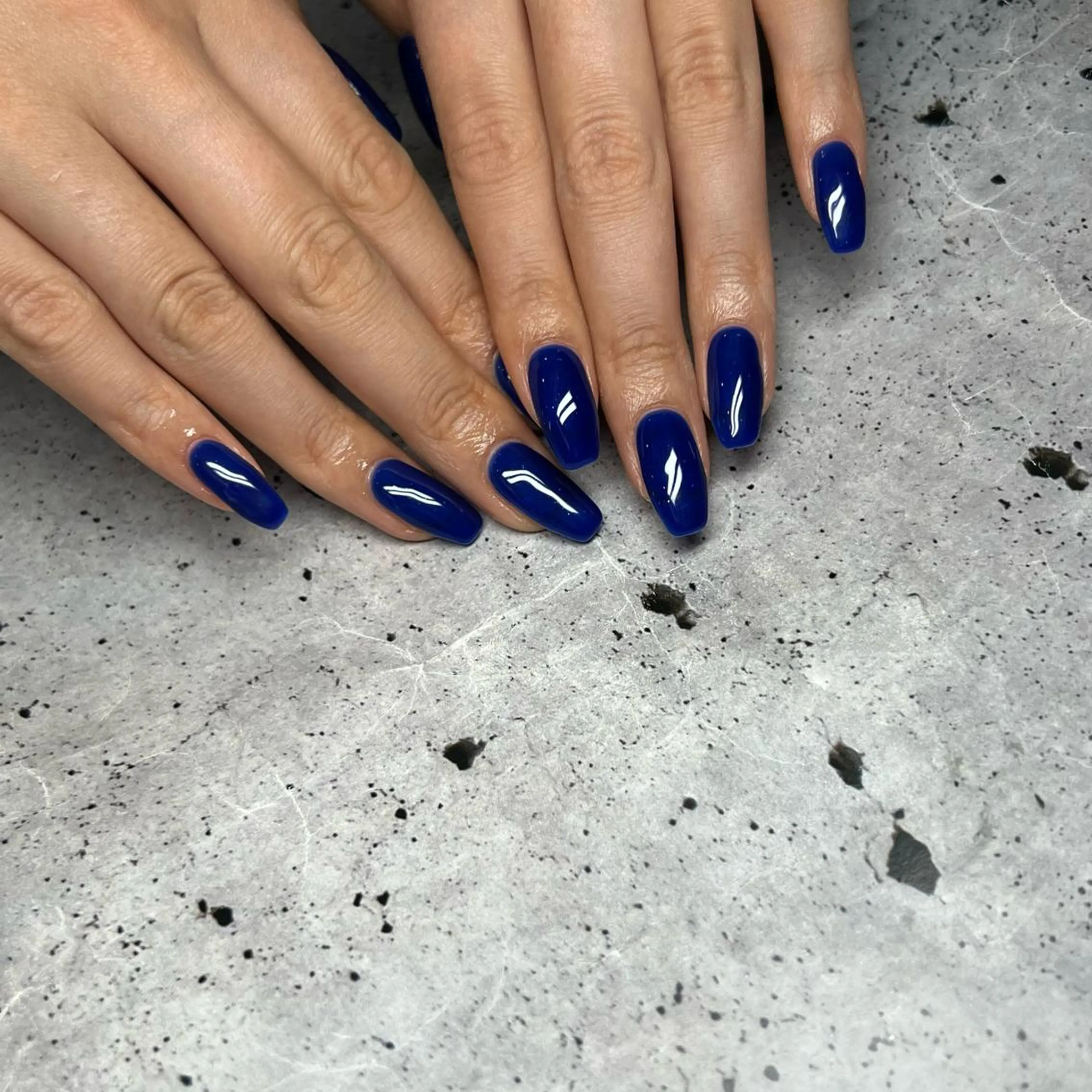ネイル ブルー ハンドネイル 𝐫𝐚𝐢 𝐧𝐚𝐢𝐥のネイルデザイン