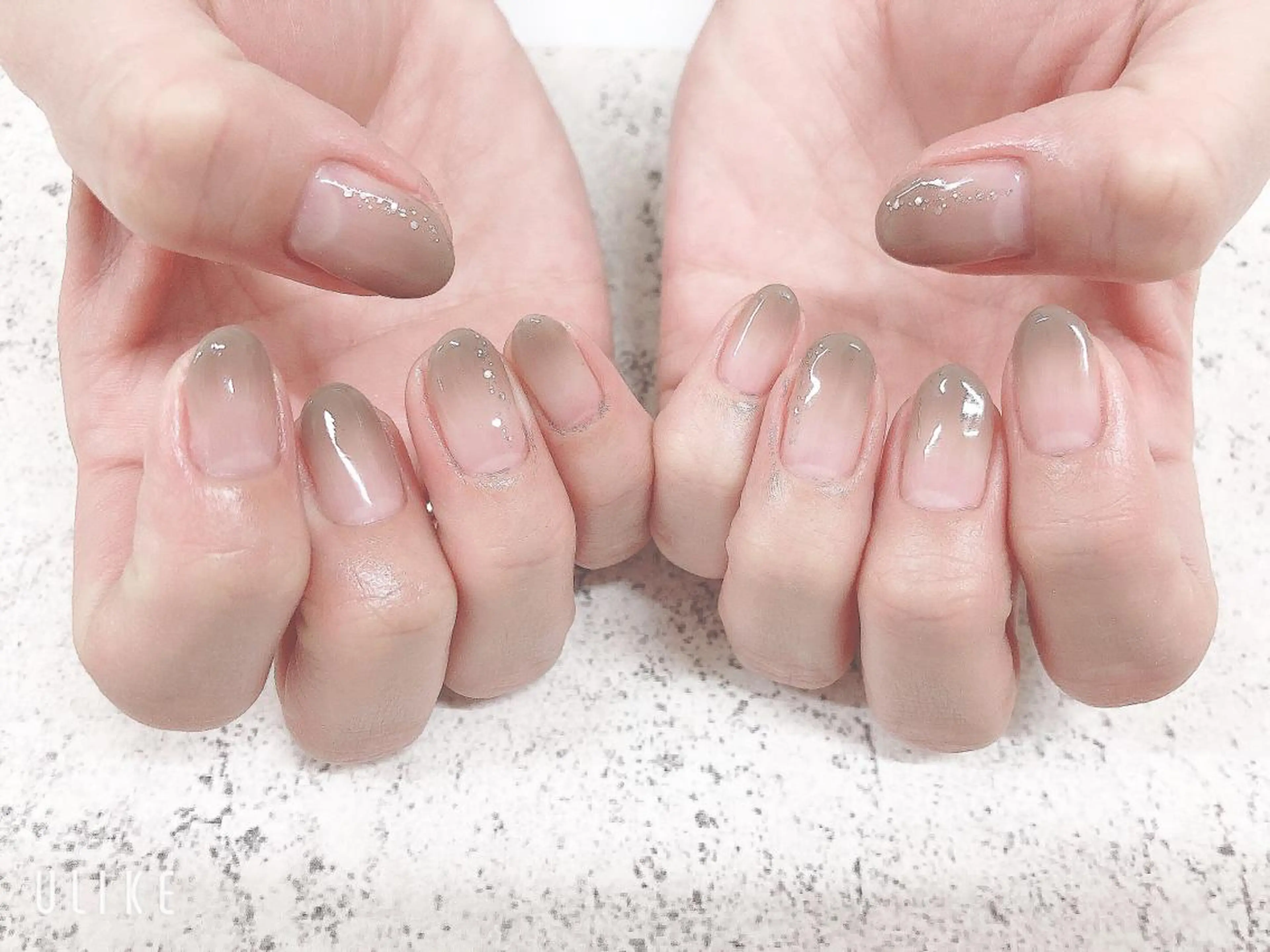 ネイル ブラウン グラデーション ROI. Ayumi.のネイルデザイン