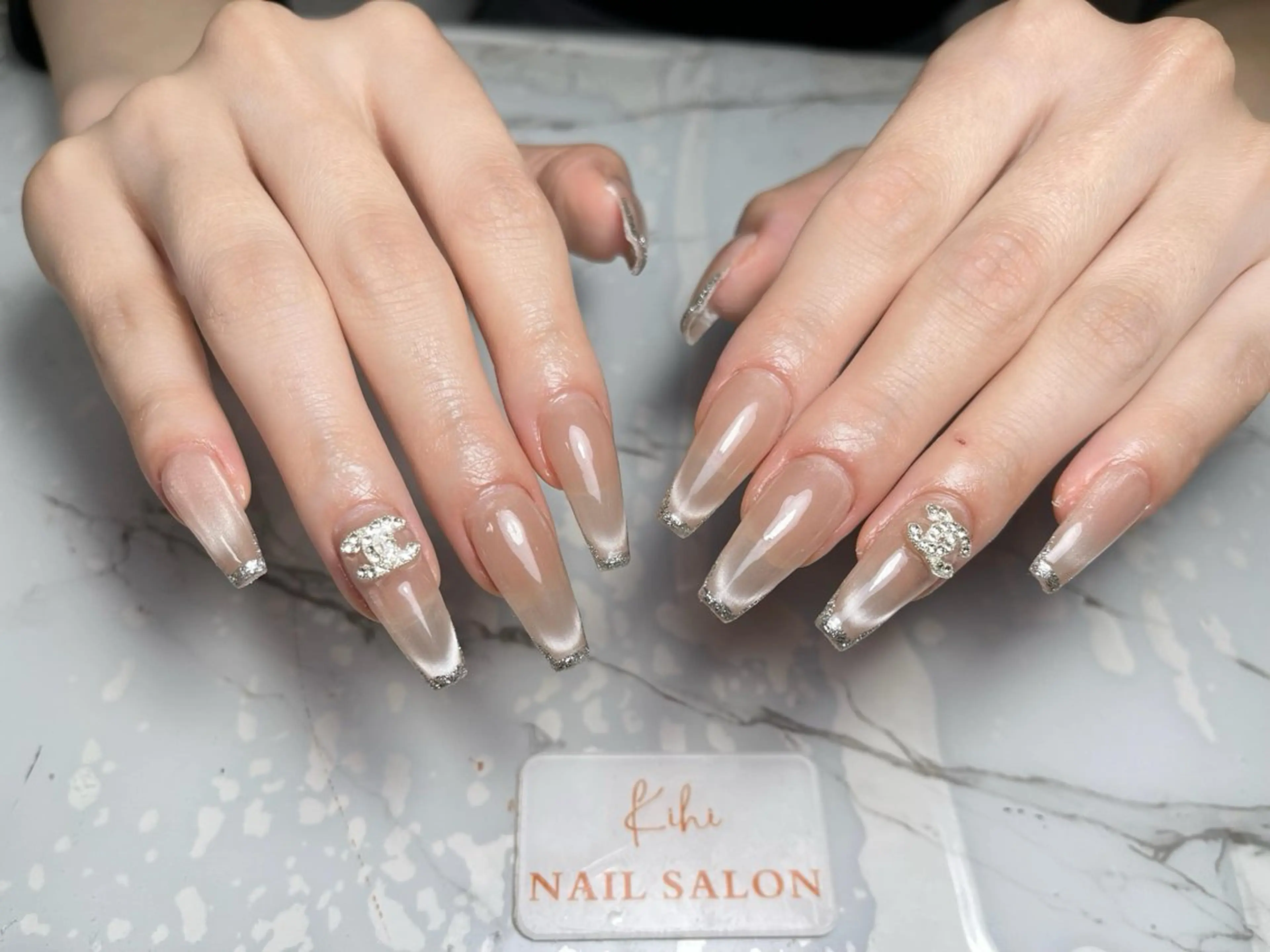 ネイル アートネイル フレンチネイル ジェルネイル グラデーション 韓国ネイル さくら💮💮 【オフ無料】のネイルデザイン