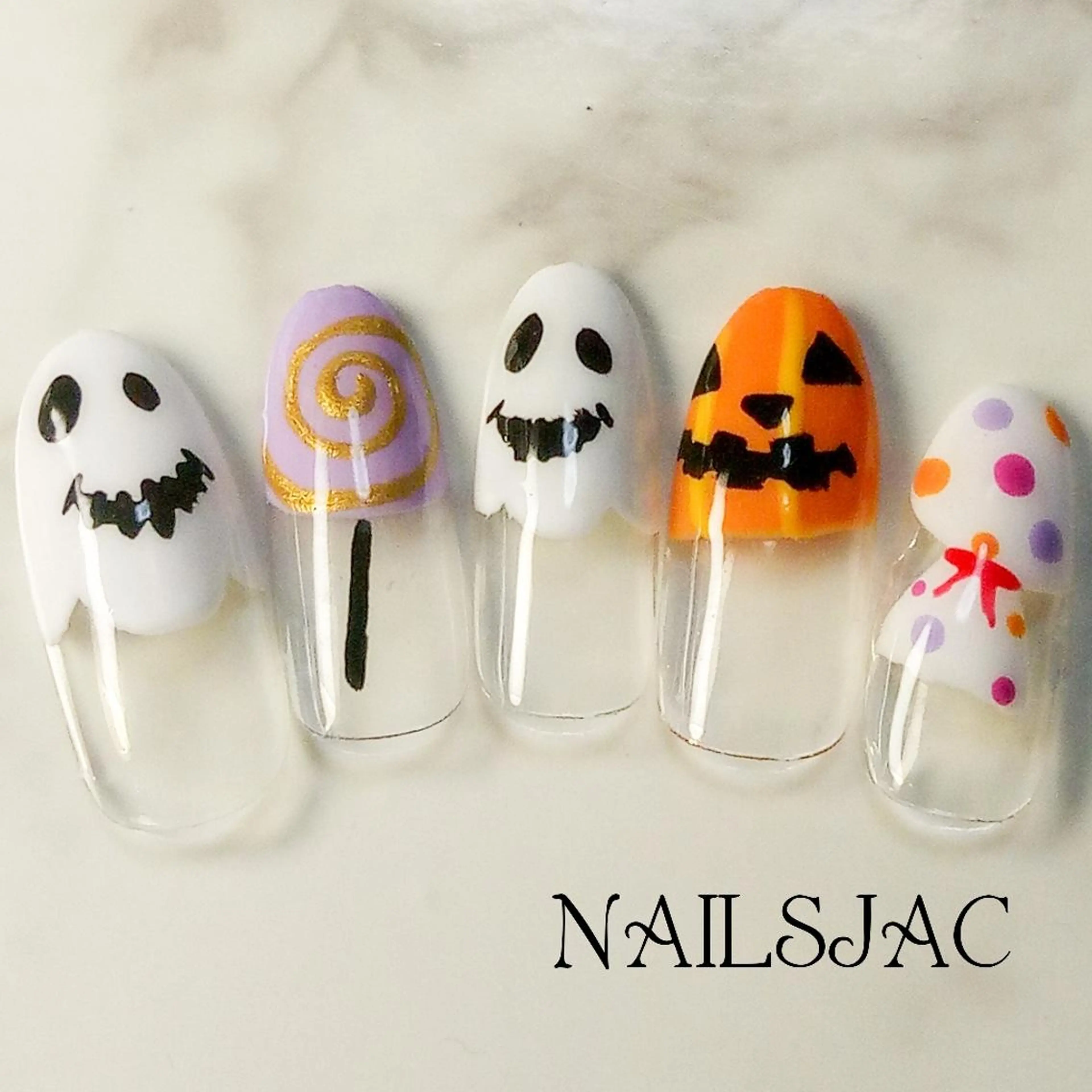 ネイル 島屋 千奈美のネイルデザイン