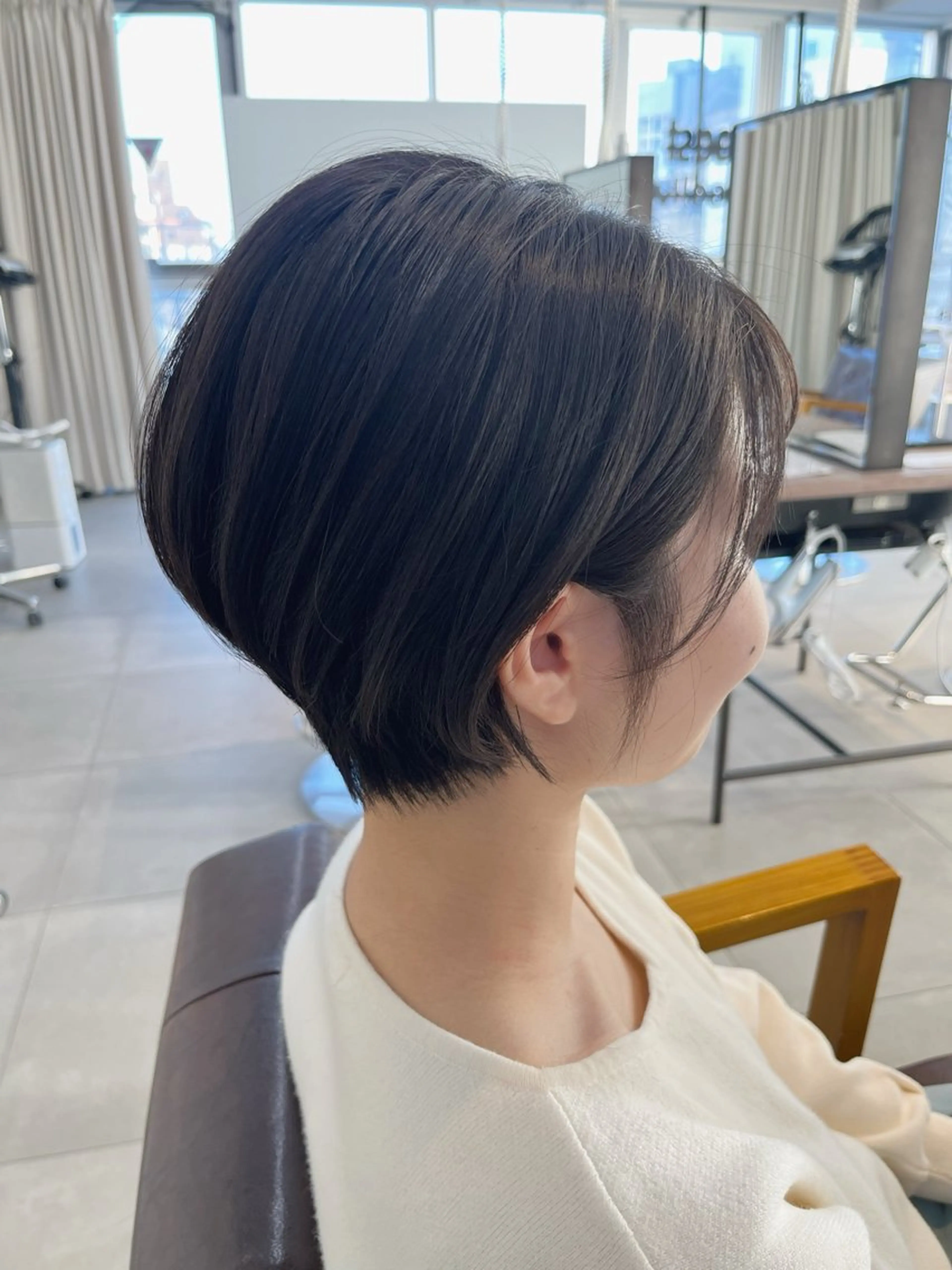 ショート カット AKARI🌟ボブ/ ハイライト/似合わせのヘアスタイル