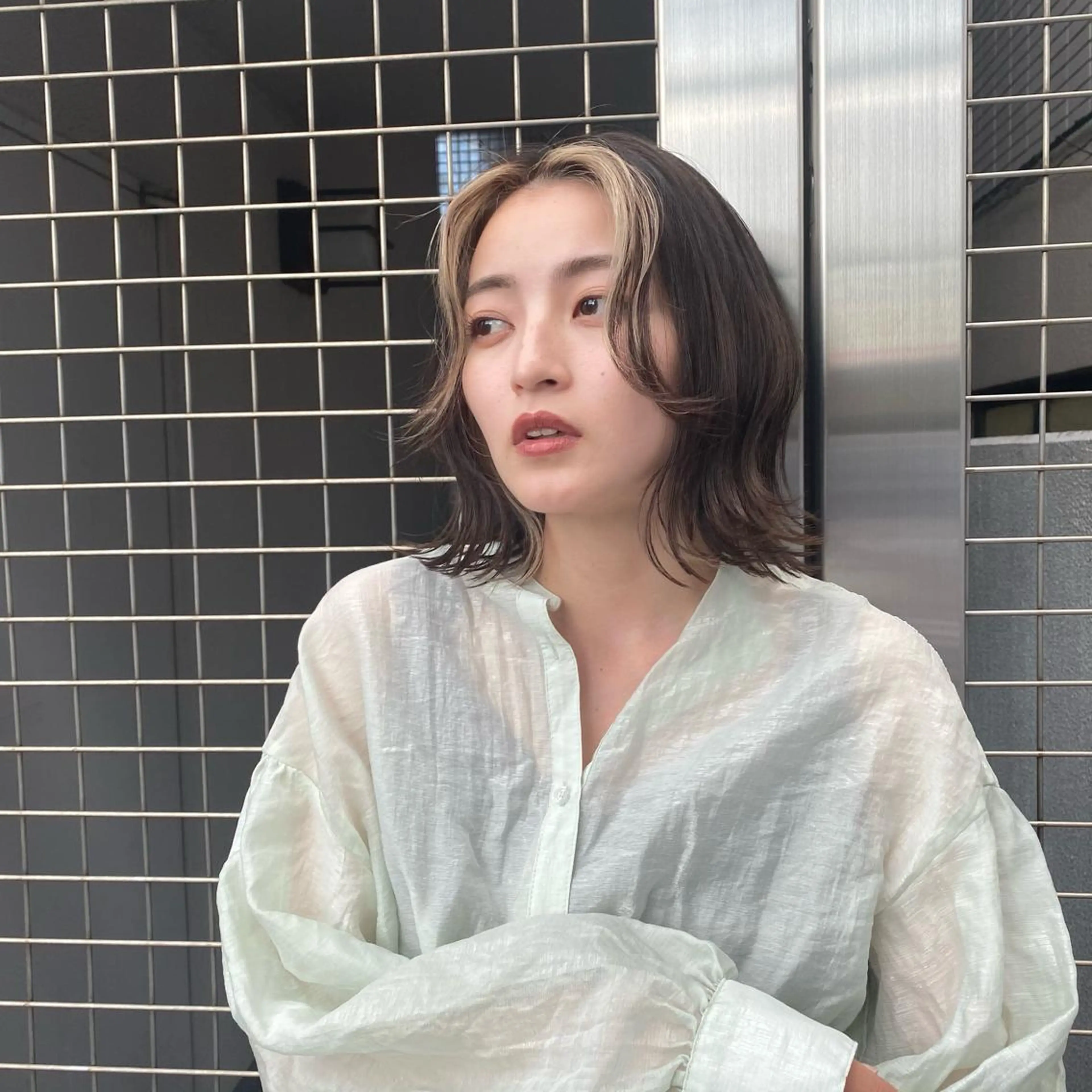 ミディアム カラー インナーカラー ANLY.meijijingumae所属・レイヤーカット/ 前髪顔周りカットのヘアスタイル