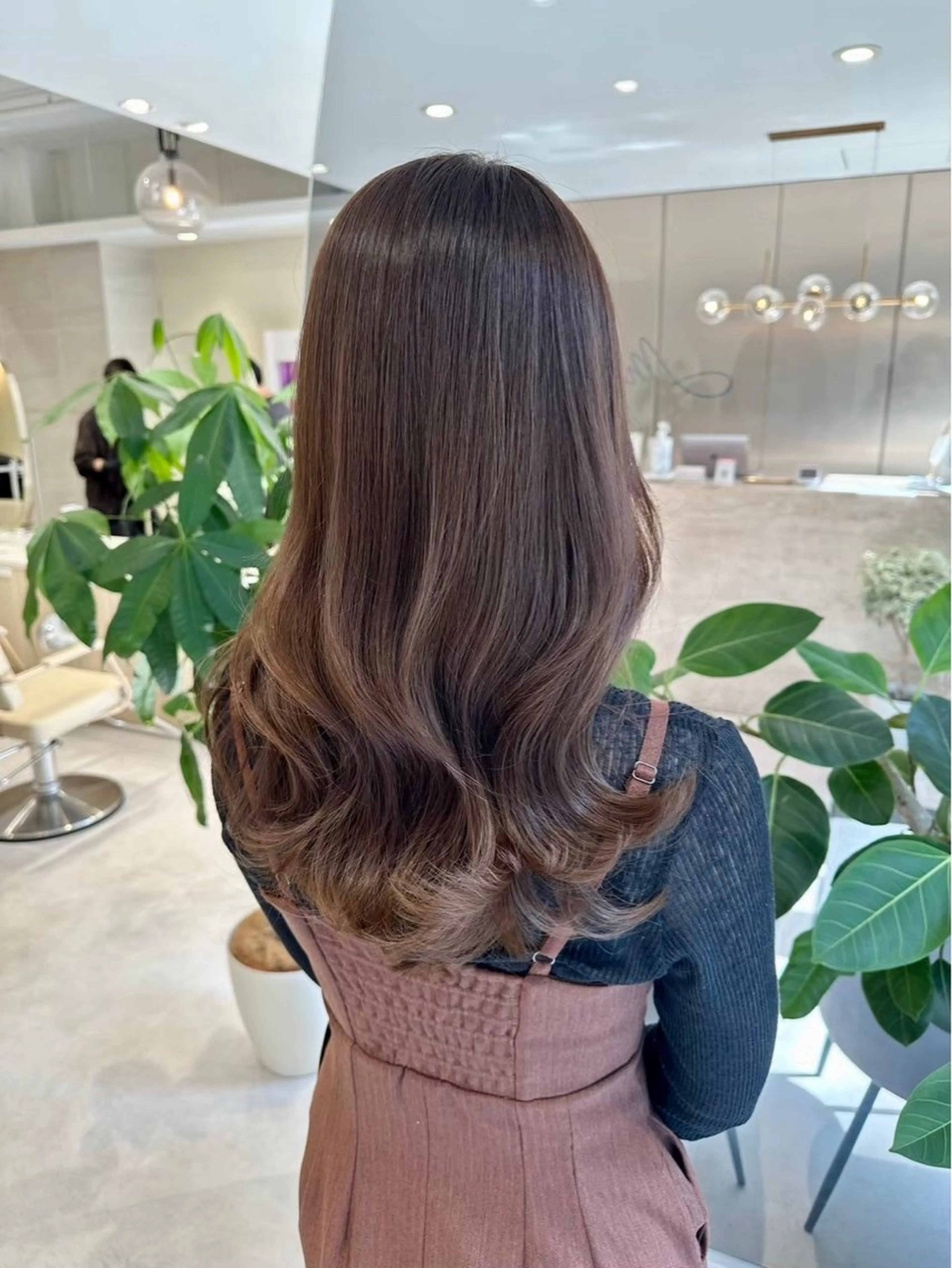 ロング カラー 似合わせカット 小顔カット 縮毛矯正 カット ヘアカラー 韓国風/小顔レイヤー /艶カラーのヘアスタイル