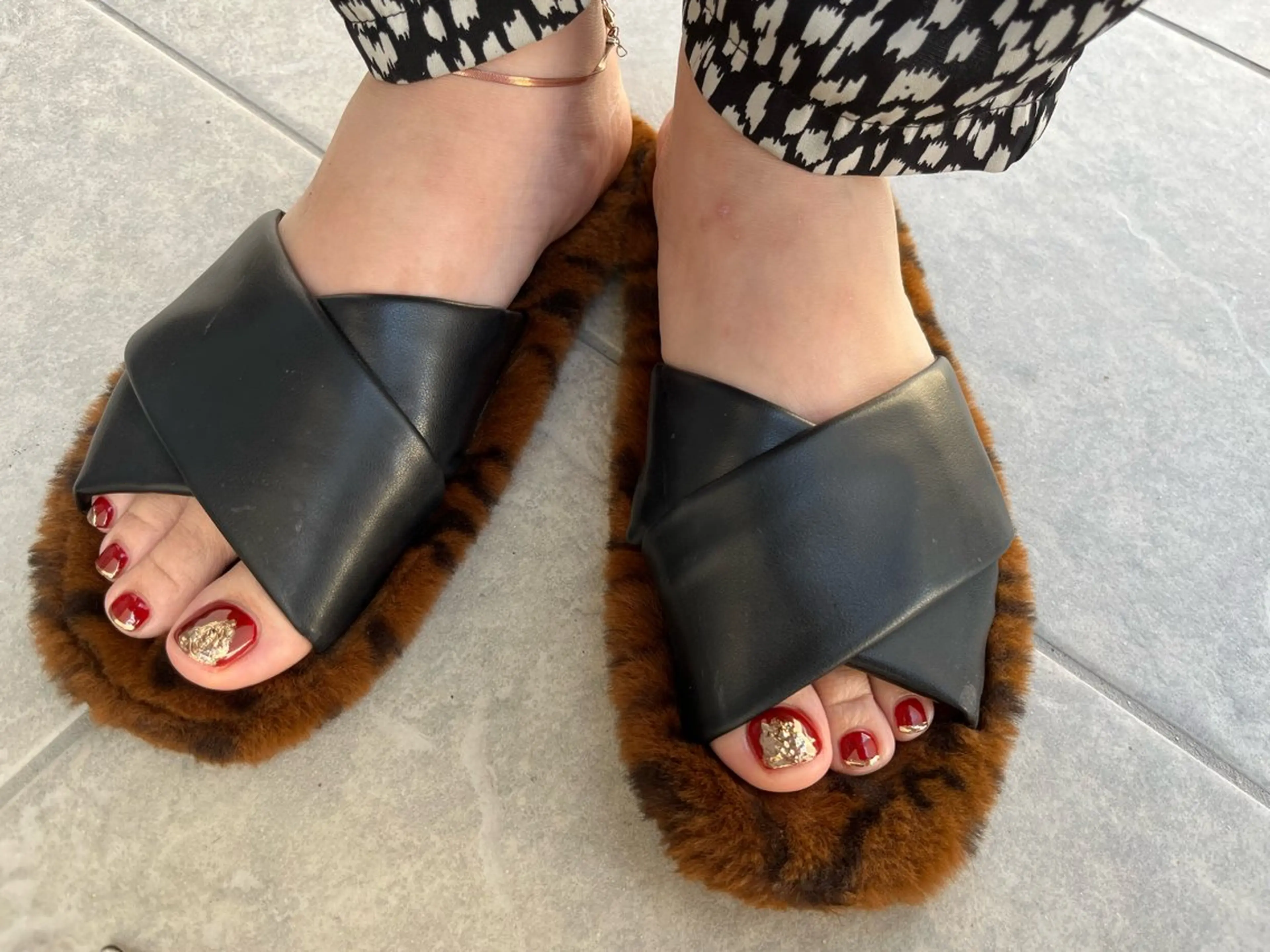 ネイル ボルドー ミラーネイル ek.nail⭐︎ kanaのネイルデザイン