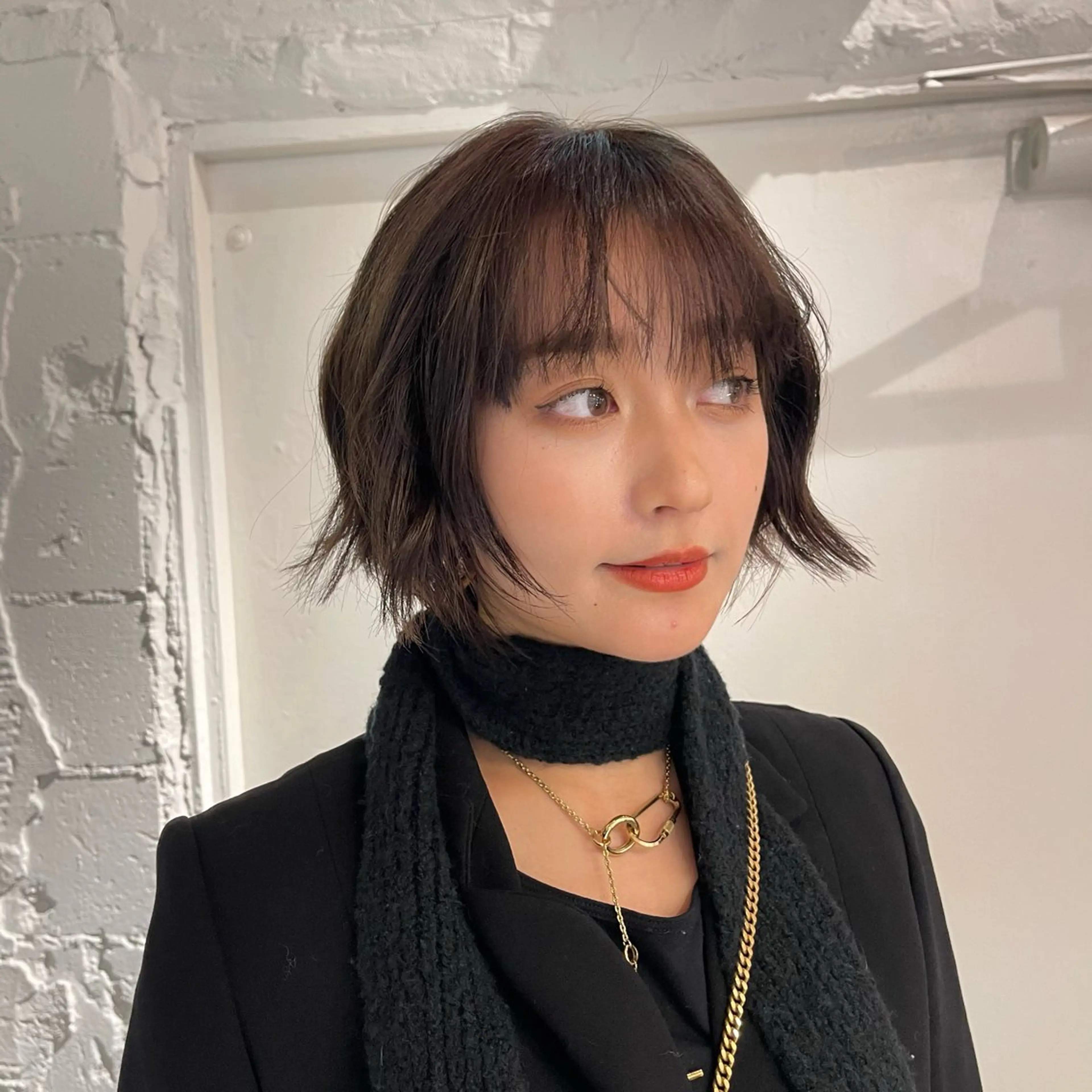 ショート カラー くせ毛 ヘアカラー トリートメント nameless miichiのヘアスタイル