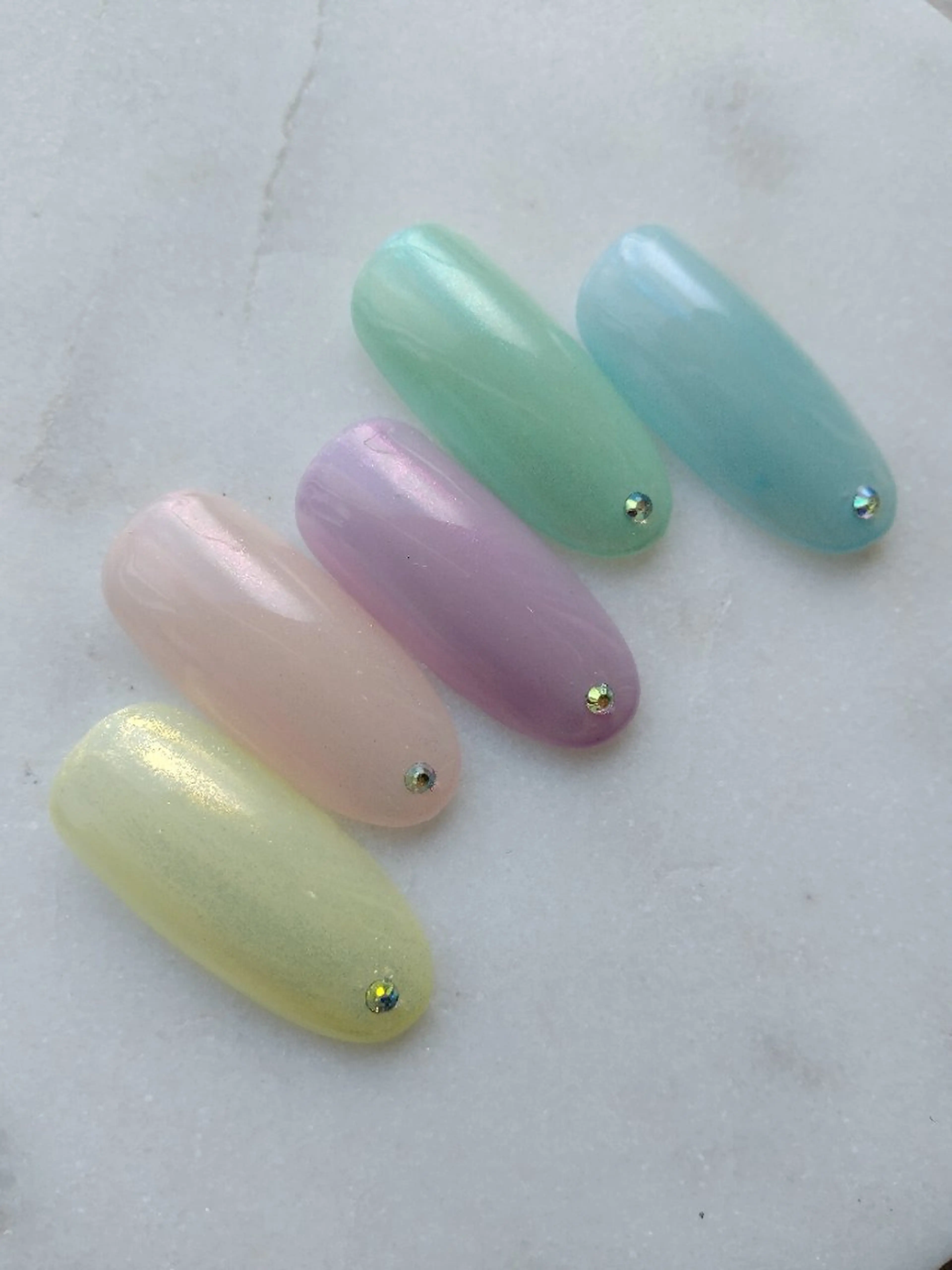 ネイル Re;zero所属・ネイルサロン Re;zero のネイルデザイン