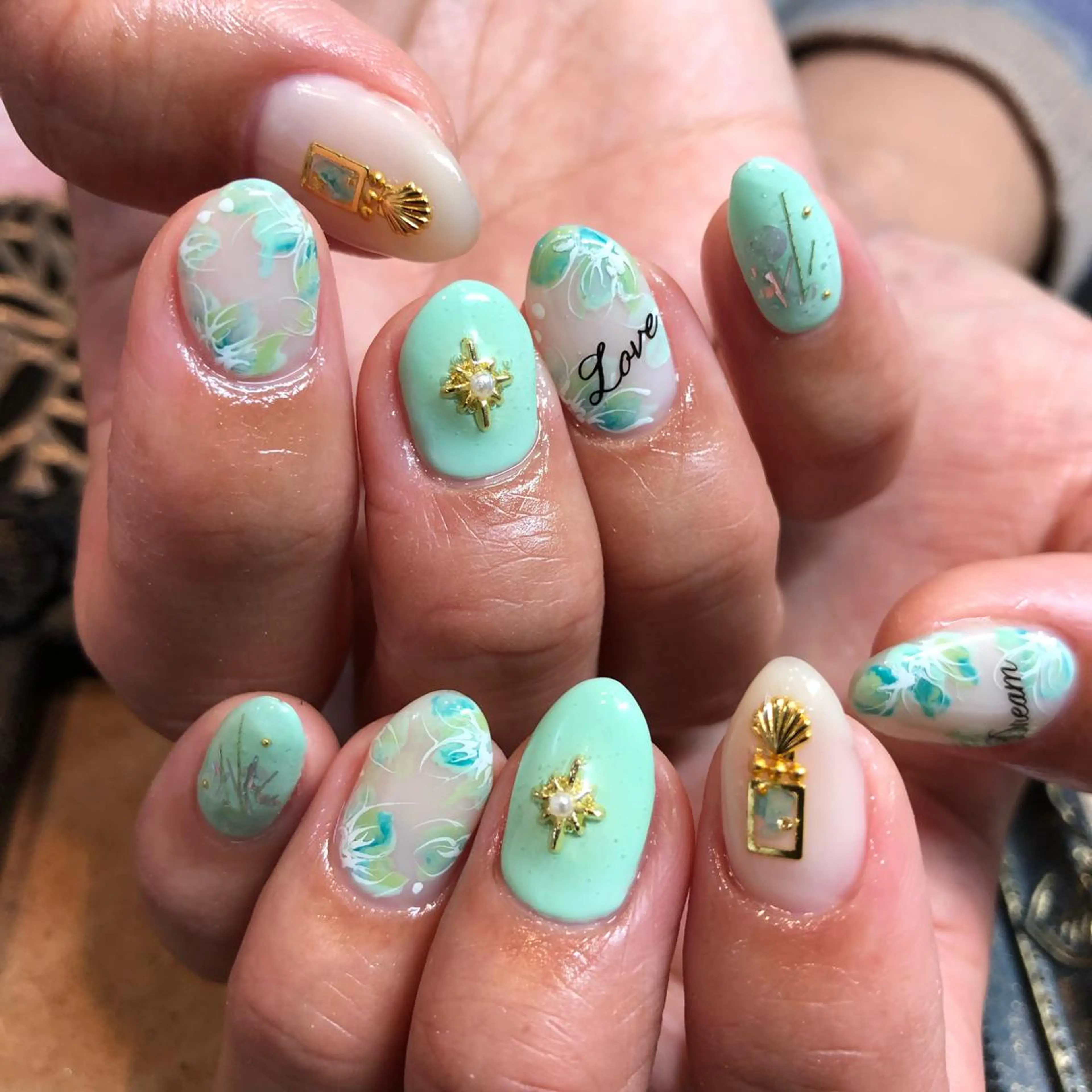 ネイル ハンドネイル Nail salon REIRISのネイルデザイン