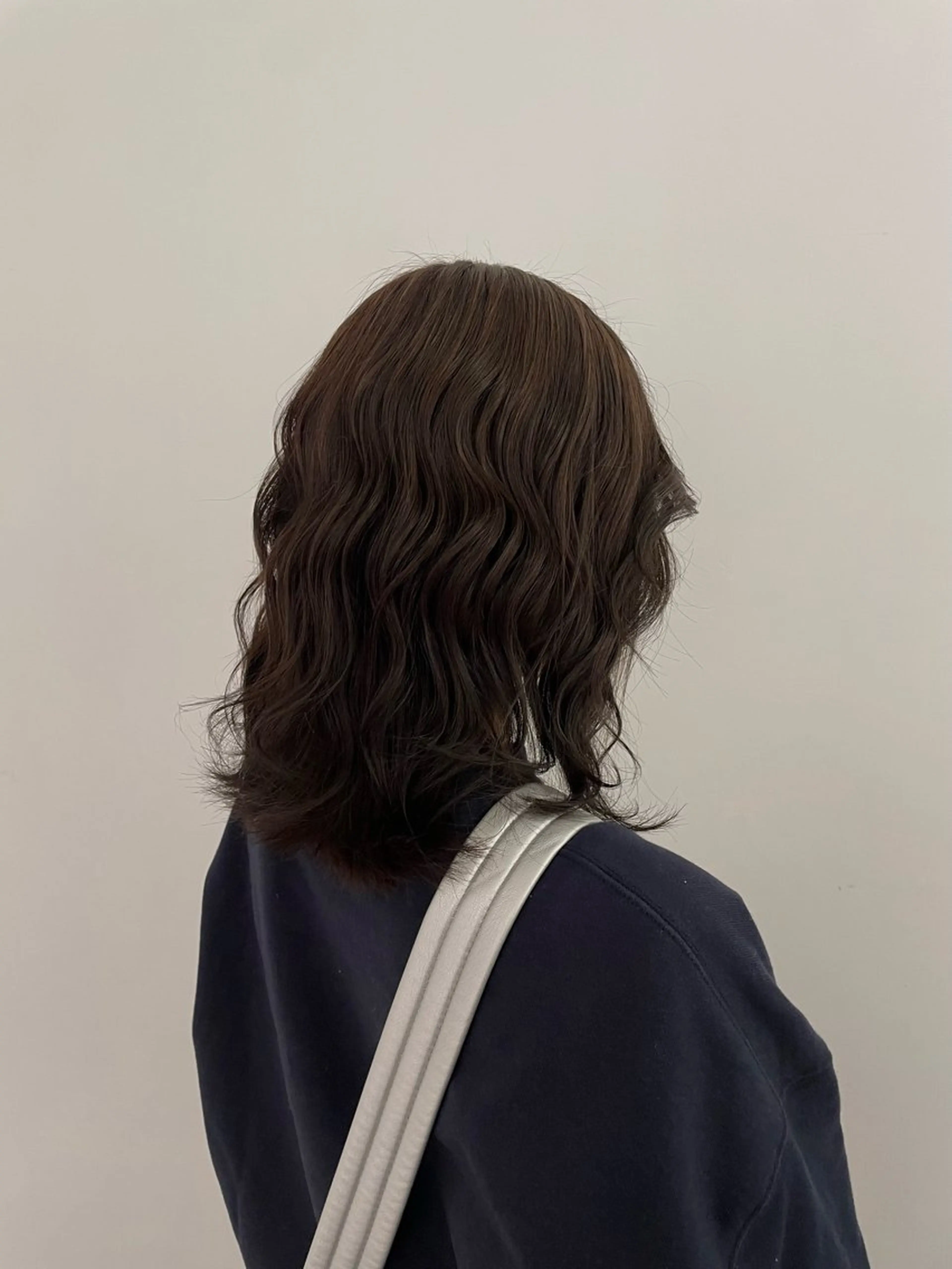 ミディアム UNBIRTHDAY MIUのヘアスタイル