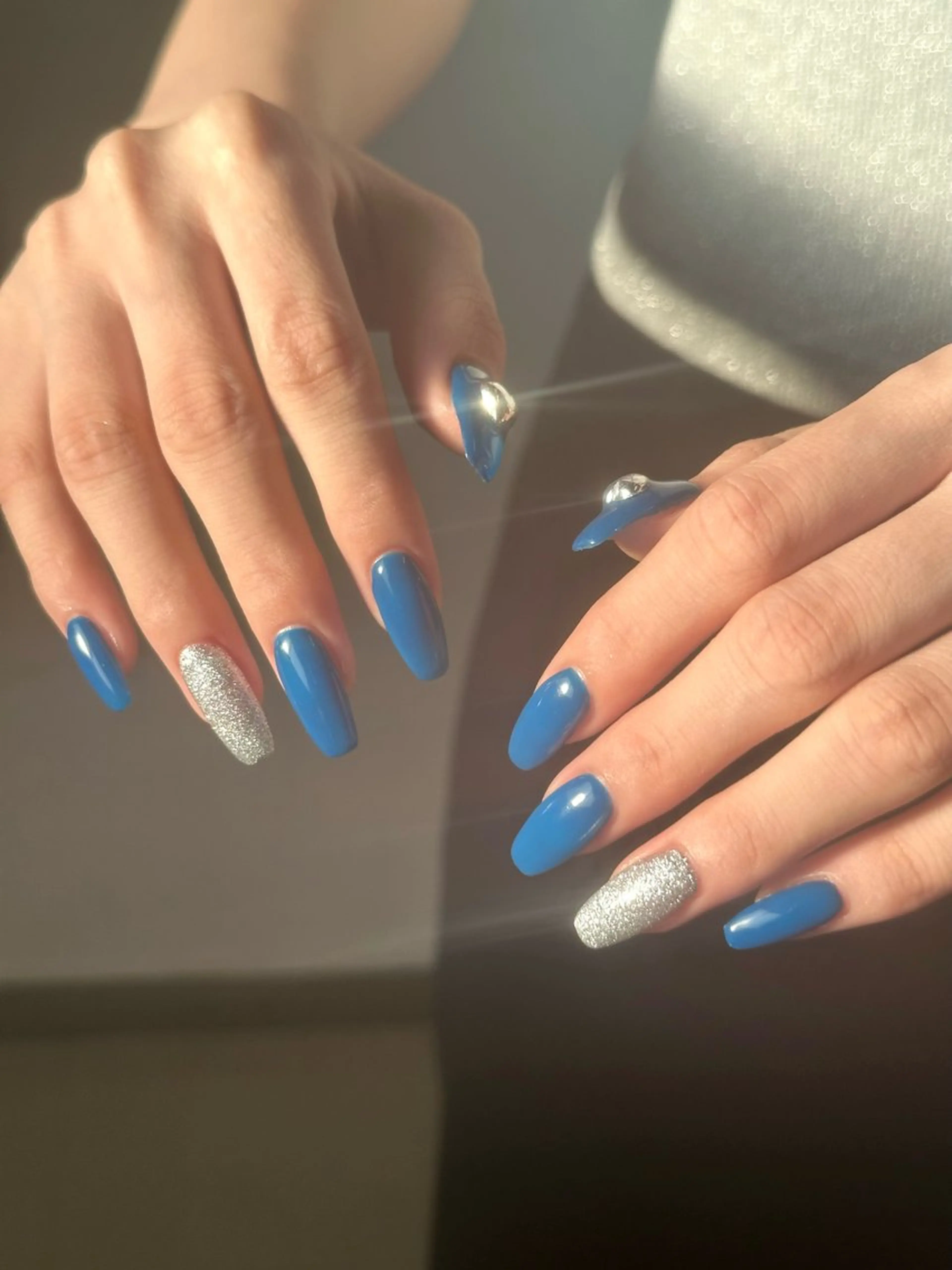 ネイル ハンドネイル 𝐦𝐢𝐲𝐮/韓 国𝐲𝟐𝐤ネイルのネイルデザイン