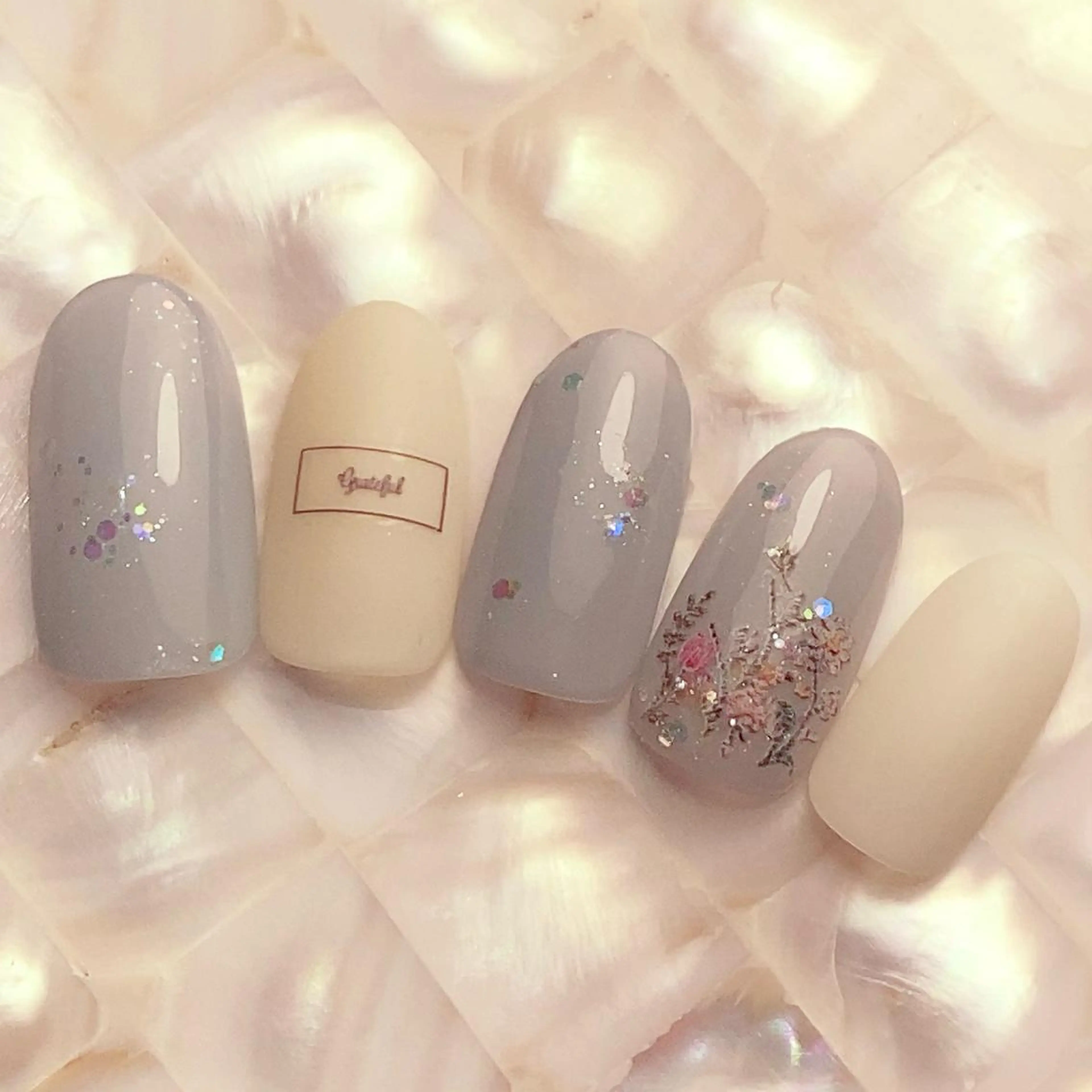 ネイル アートネイル 長さ出し ジェルネイル ハードジェル ワンカラーネイル プライベートサロン Rのネイルデザイン