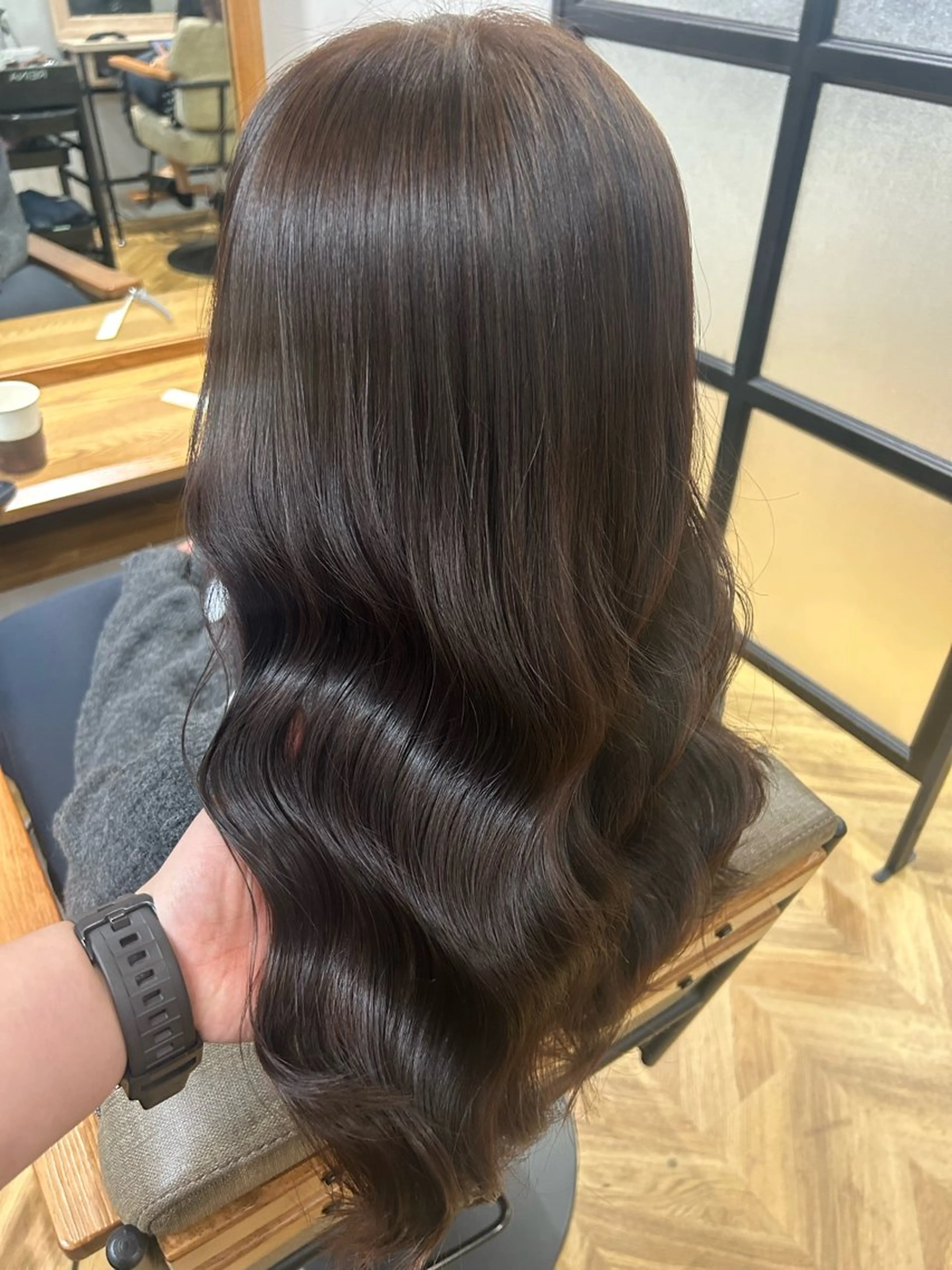 ロング カラー ブラウンカラー チョコレートブラウン 🪄✨艶髪✨🪄 いわさきのヘアスタイル
