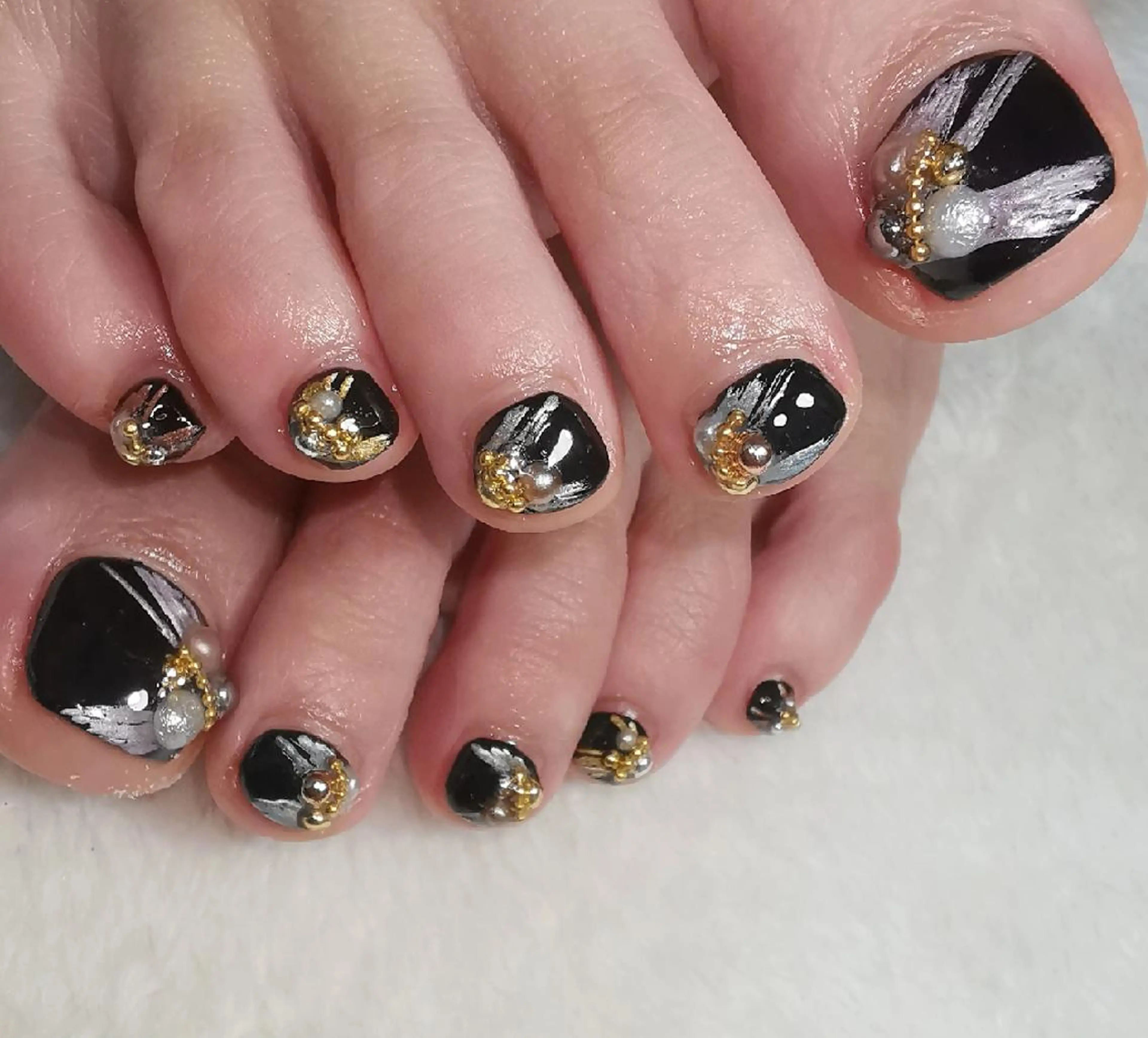 ネイル リボン フットネイル reve あやののネイルデザイン