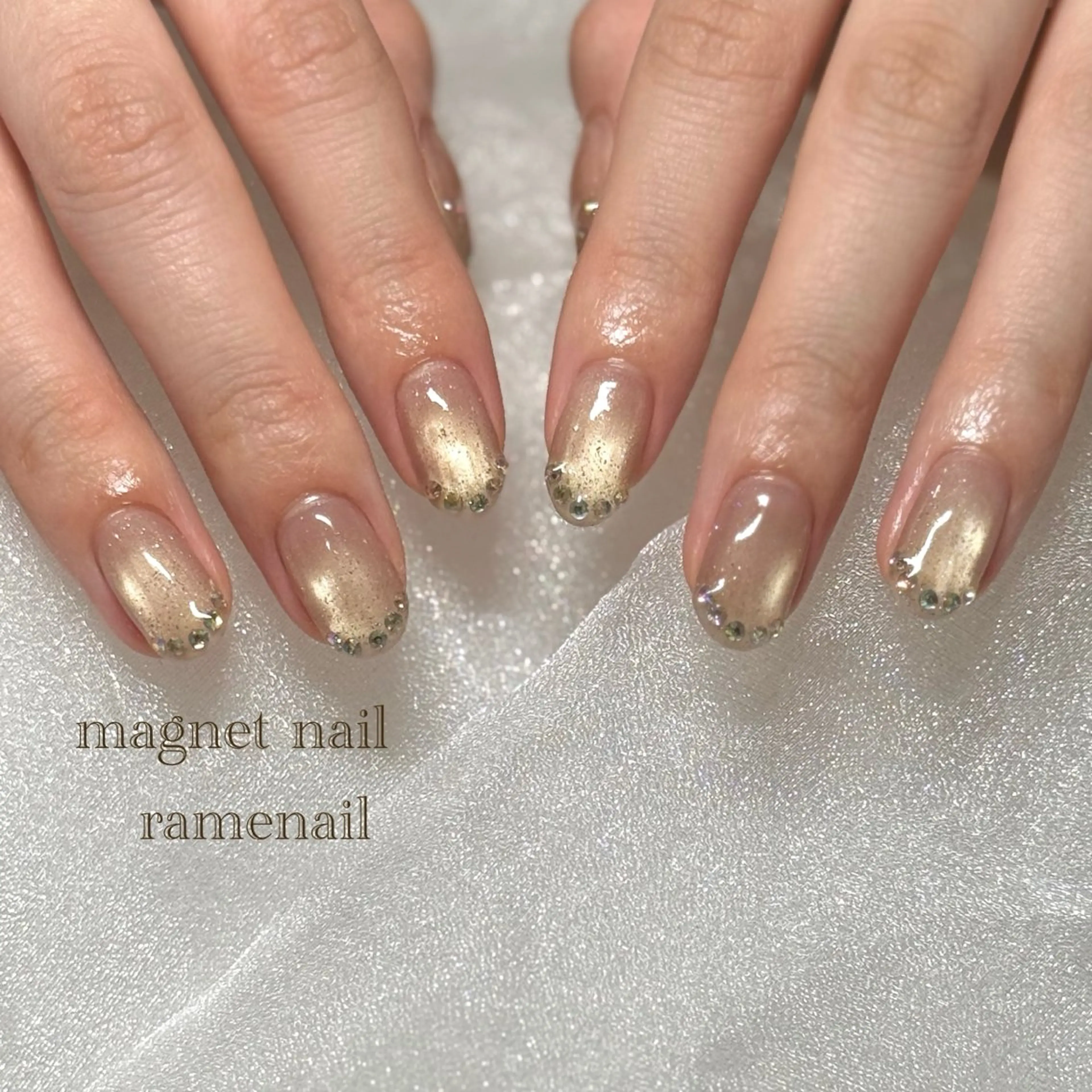 ネイル ハンドネイル chika .のネイルデザイン