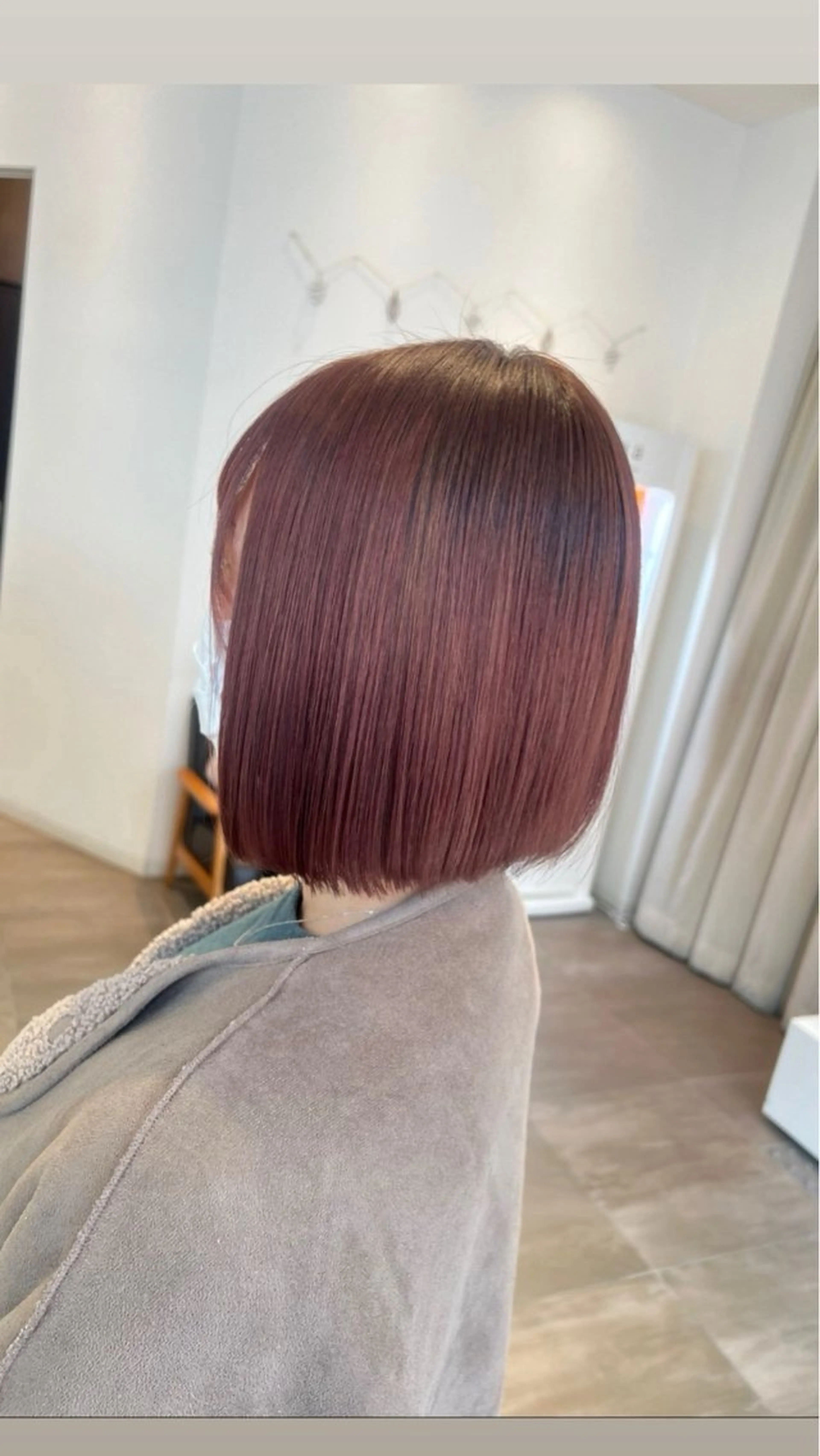 ショート カット ヘアカラー 松本 仁美のヘアスタイル