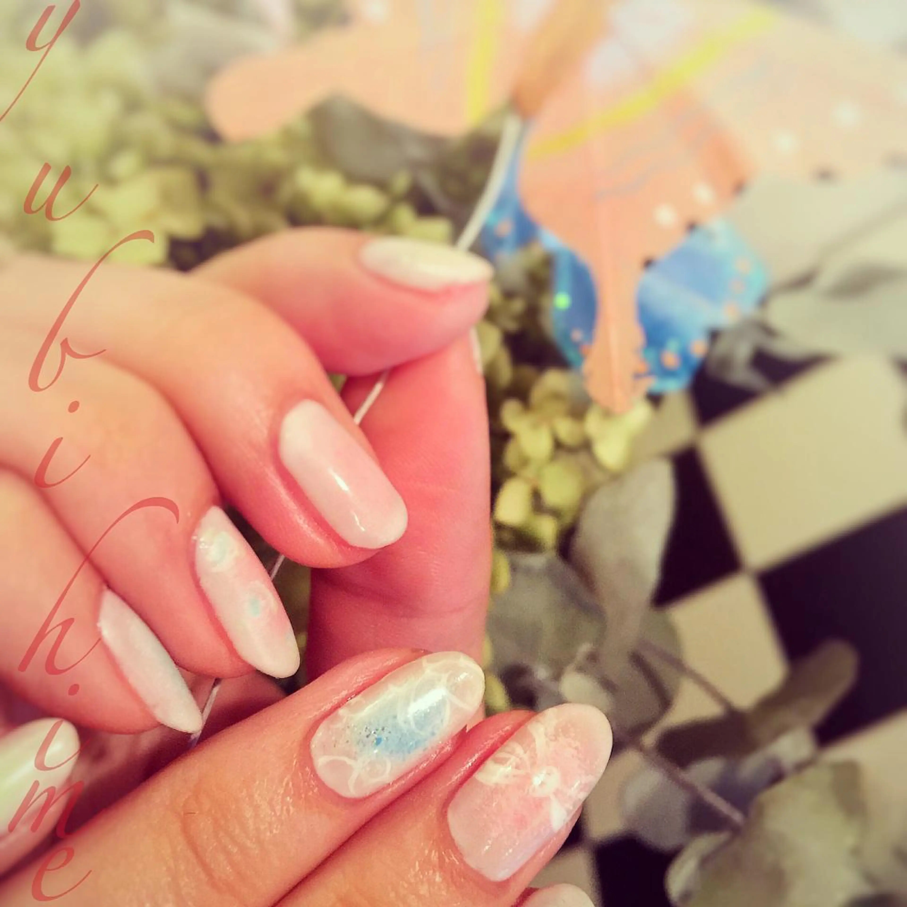 ネイル アートネイル チークネイル リボン 春ネイル ARTスクールサロン お・タマゴのネイルデザイン