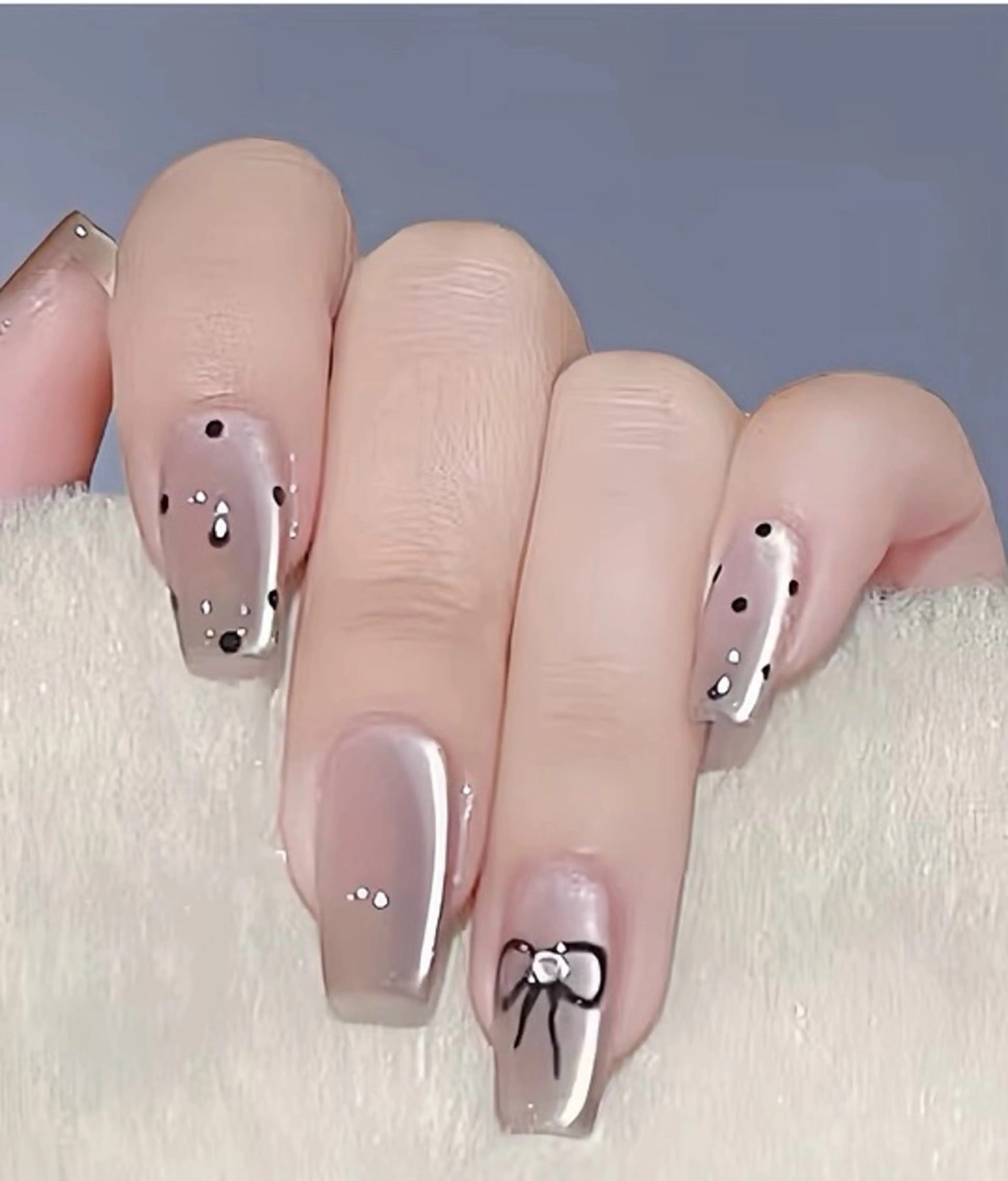 ネイル 長さ出し フレンチネイル ジェルネイル 韓国ネイル マグネットネイル sun nail池袋 モデル募集のネイルデザイン