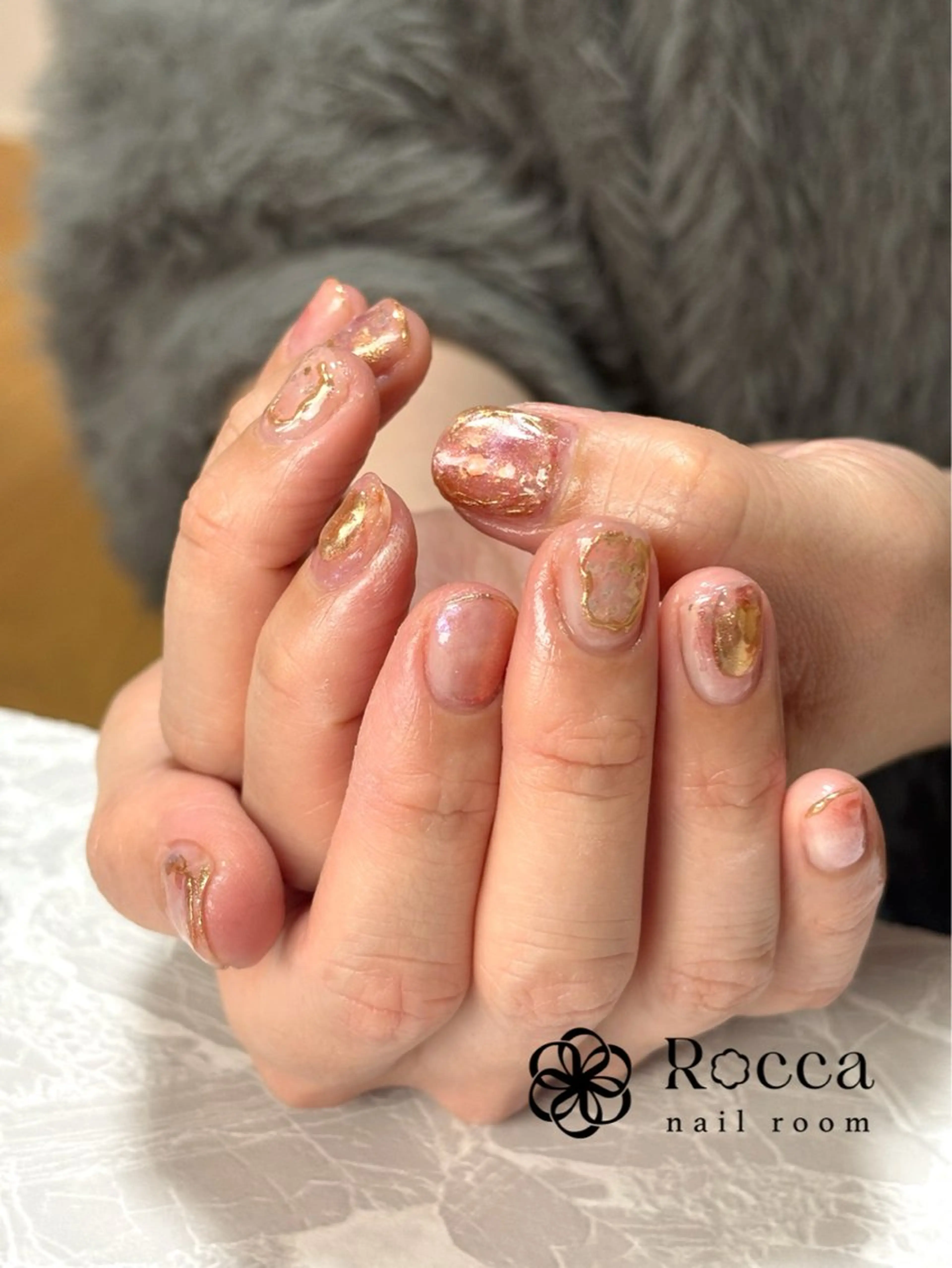 ネイル キラキラネイル ニュアンスネイル ハンドネイル 茂野 恵のネイルデザイン