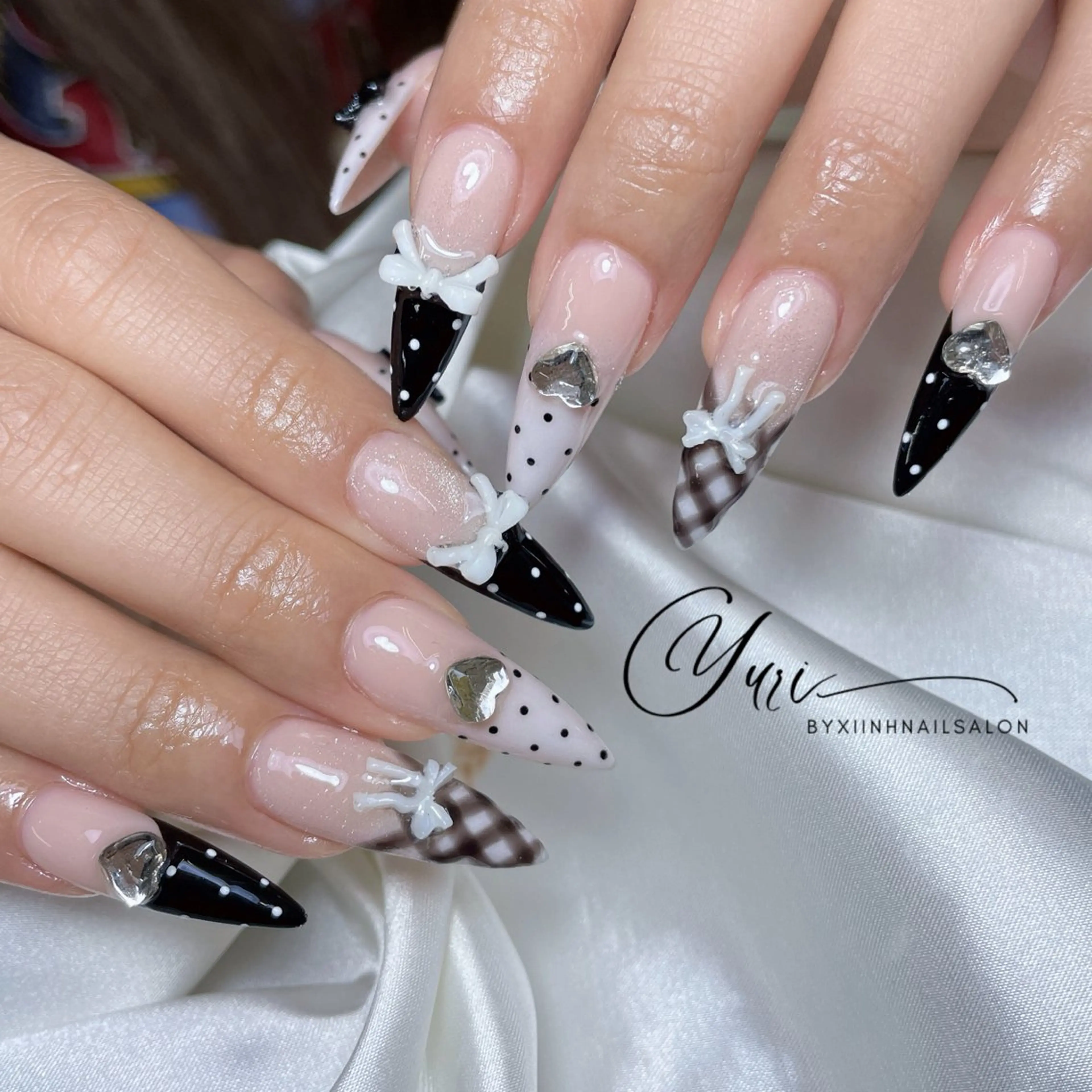 ネイル チークネイル 桜ネイル 長さ出し フットネイル ジェルネイル ハンドネイル YURI NAILのネイルデザイン