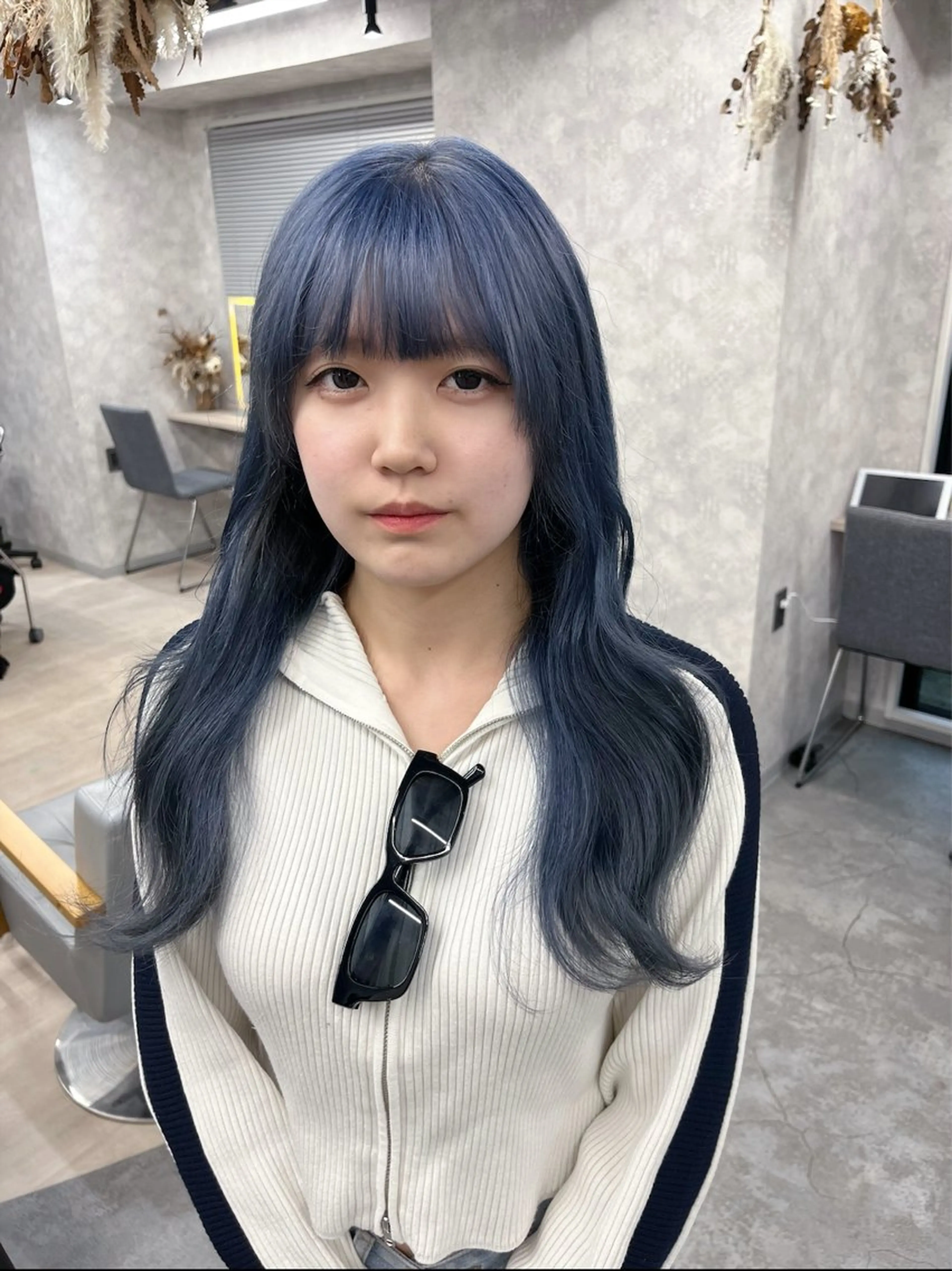 ロング カラー ヘアアレンジ ヘアカラー トリートメント ヘアセット 韓国レイヤーカット/ 儚げカラーチナツのヘアスタイル