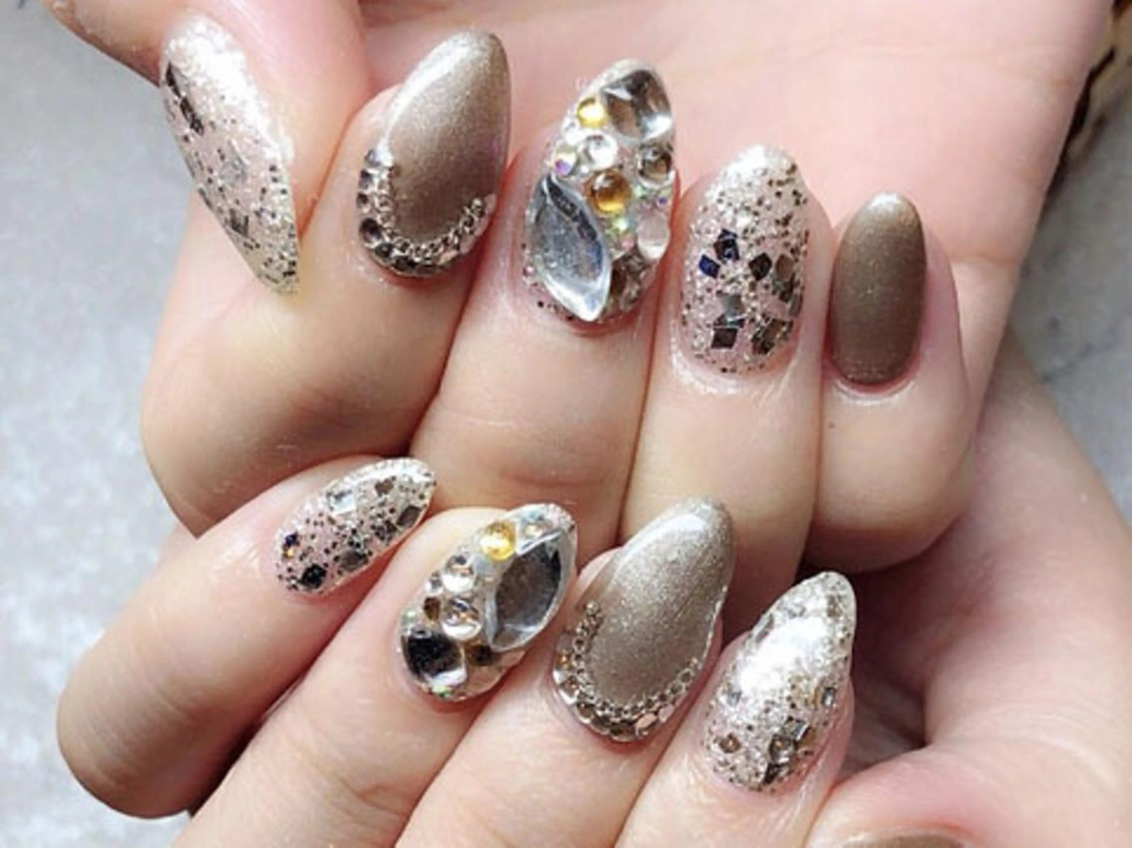 ネイル K. Harukaのネイルデザイン