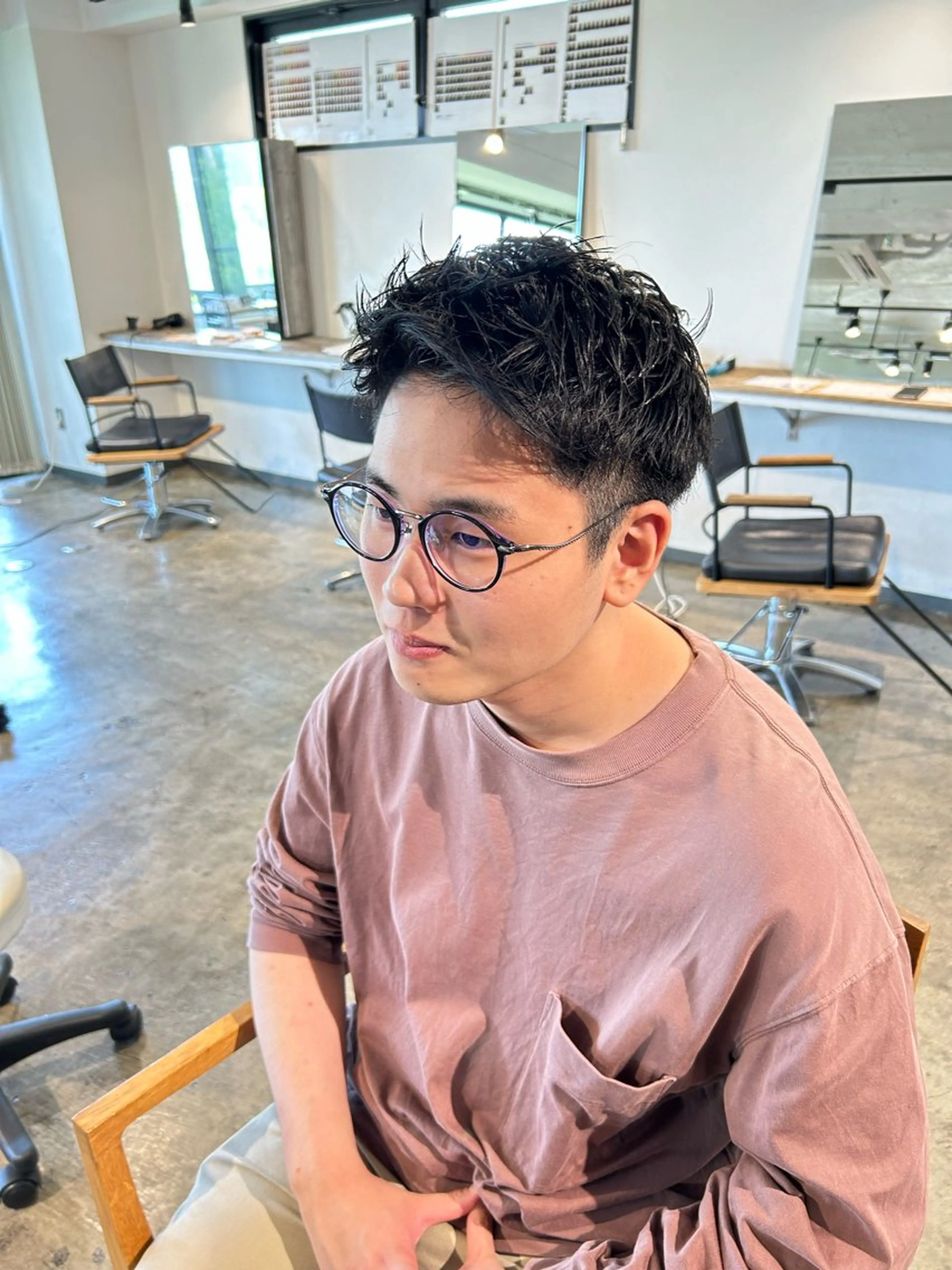 ショート メンズ センターパート ダウンパーマ カルマパーマ メンズ韓国風 マッシュ カット become men's hair 名駅店所属・名駅/フェザーパーマ 韓国ヘア/森岡のヘアスタイル