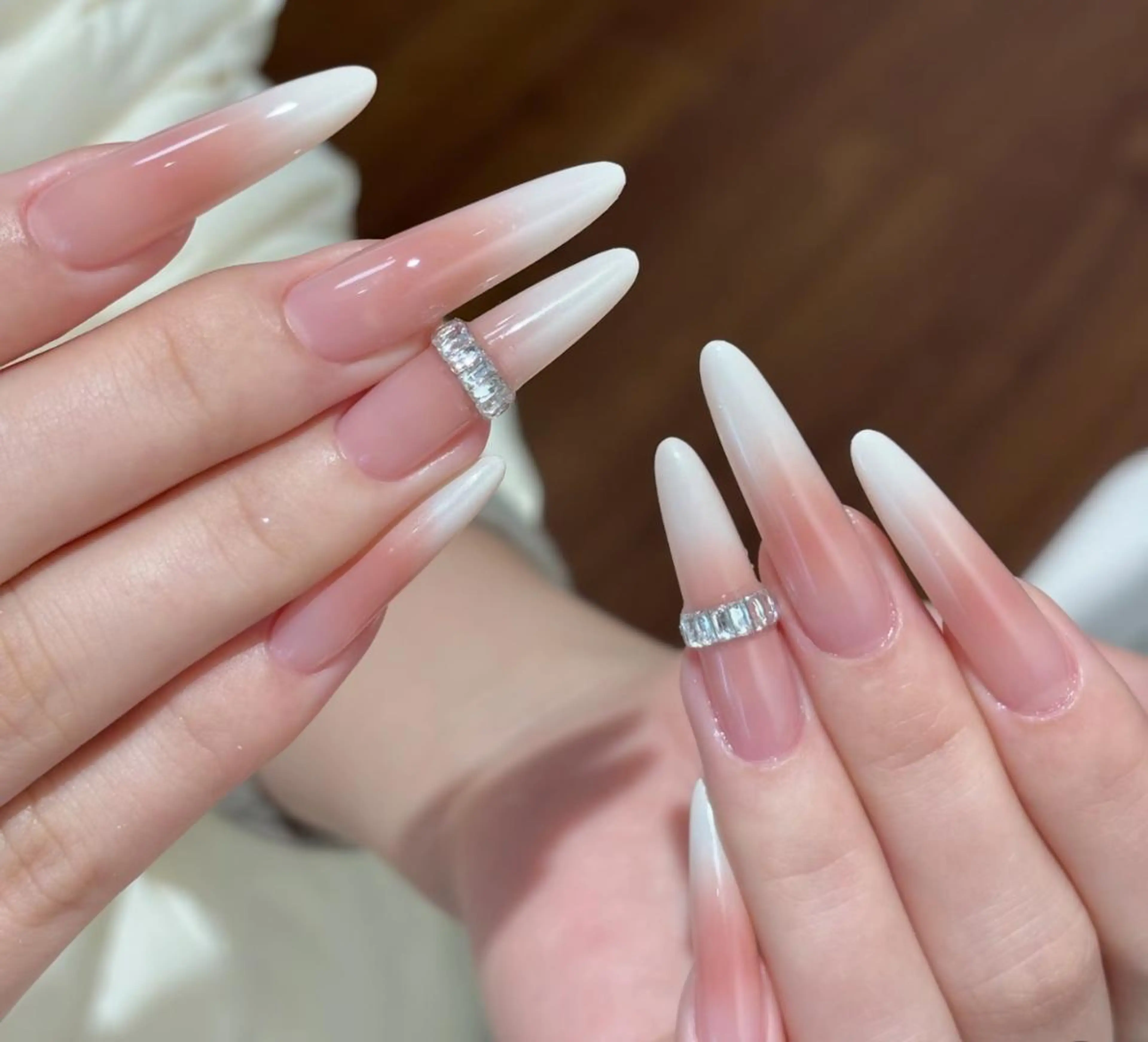 ネイル ハンドネイル 🎀 Ayaka_nailのネイルデザイン