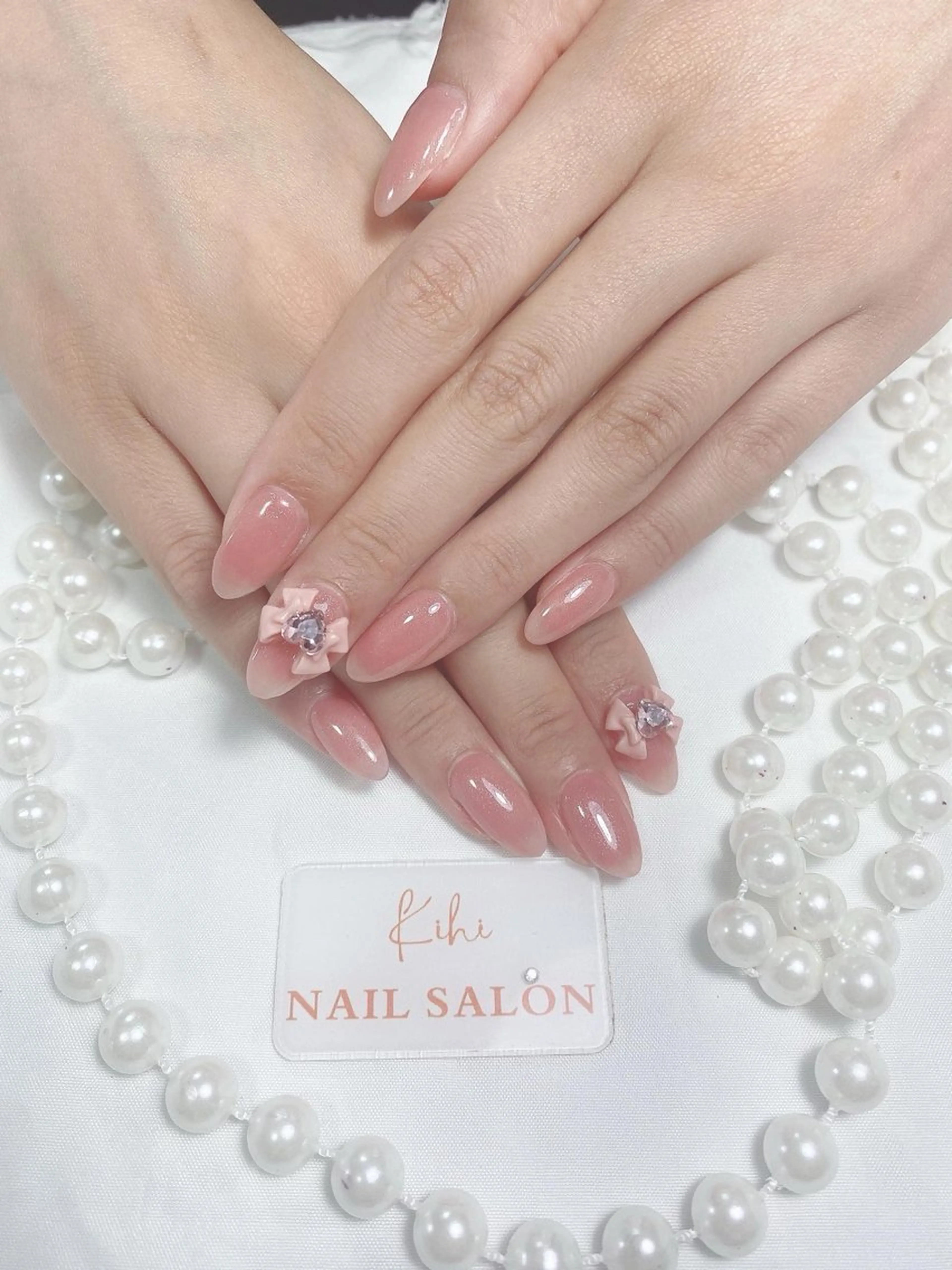 ネイル アートネイル フレンチネイル ジェルネイル グラデーション 韓国ネイル ハンドネイル ハンドケア さくら💮💮 【オフ無料】のネイルデザイン