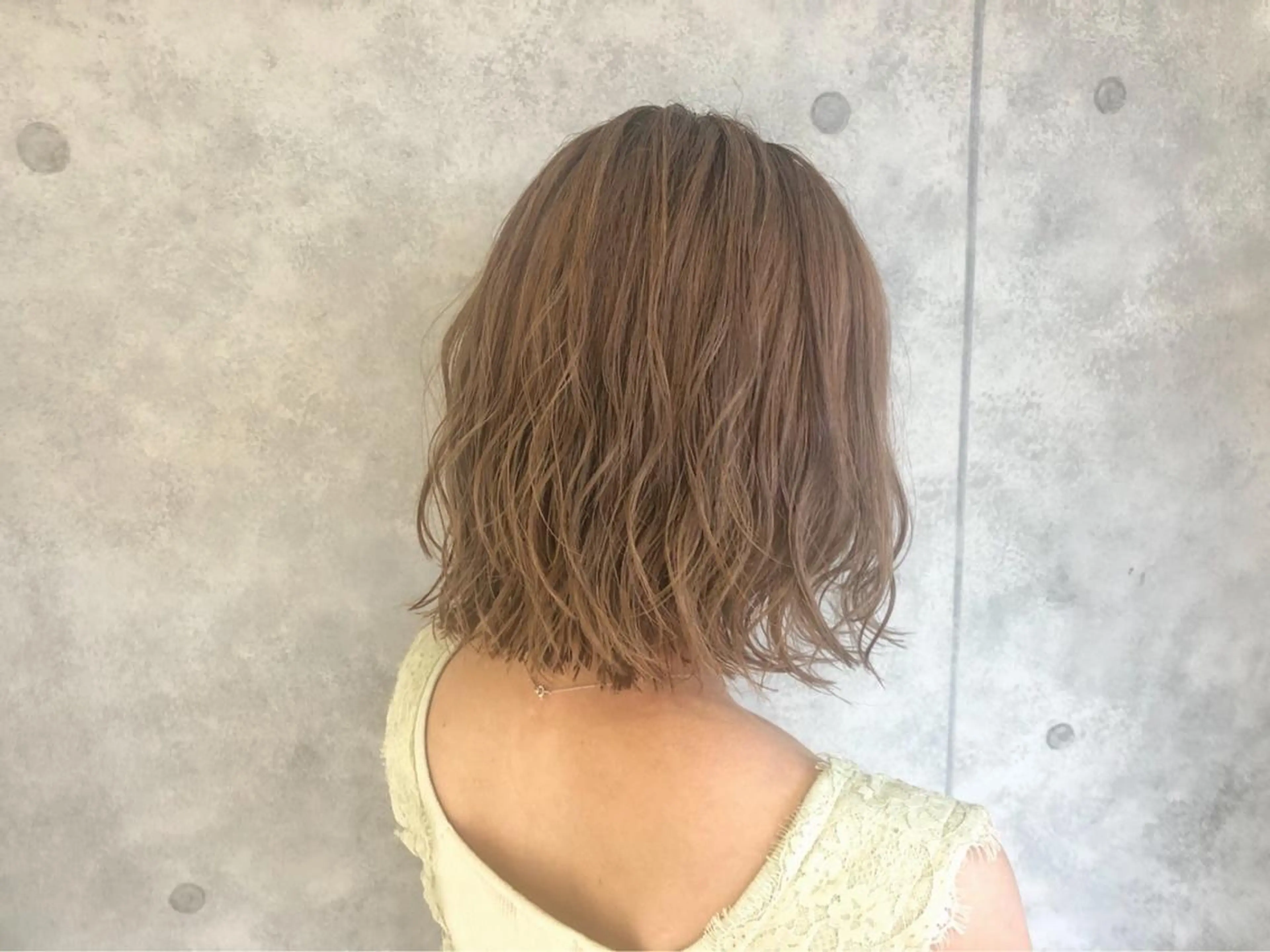 ミディアム マツエクモデル 安藤裕子の眉毛・アイブロウイメージ