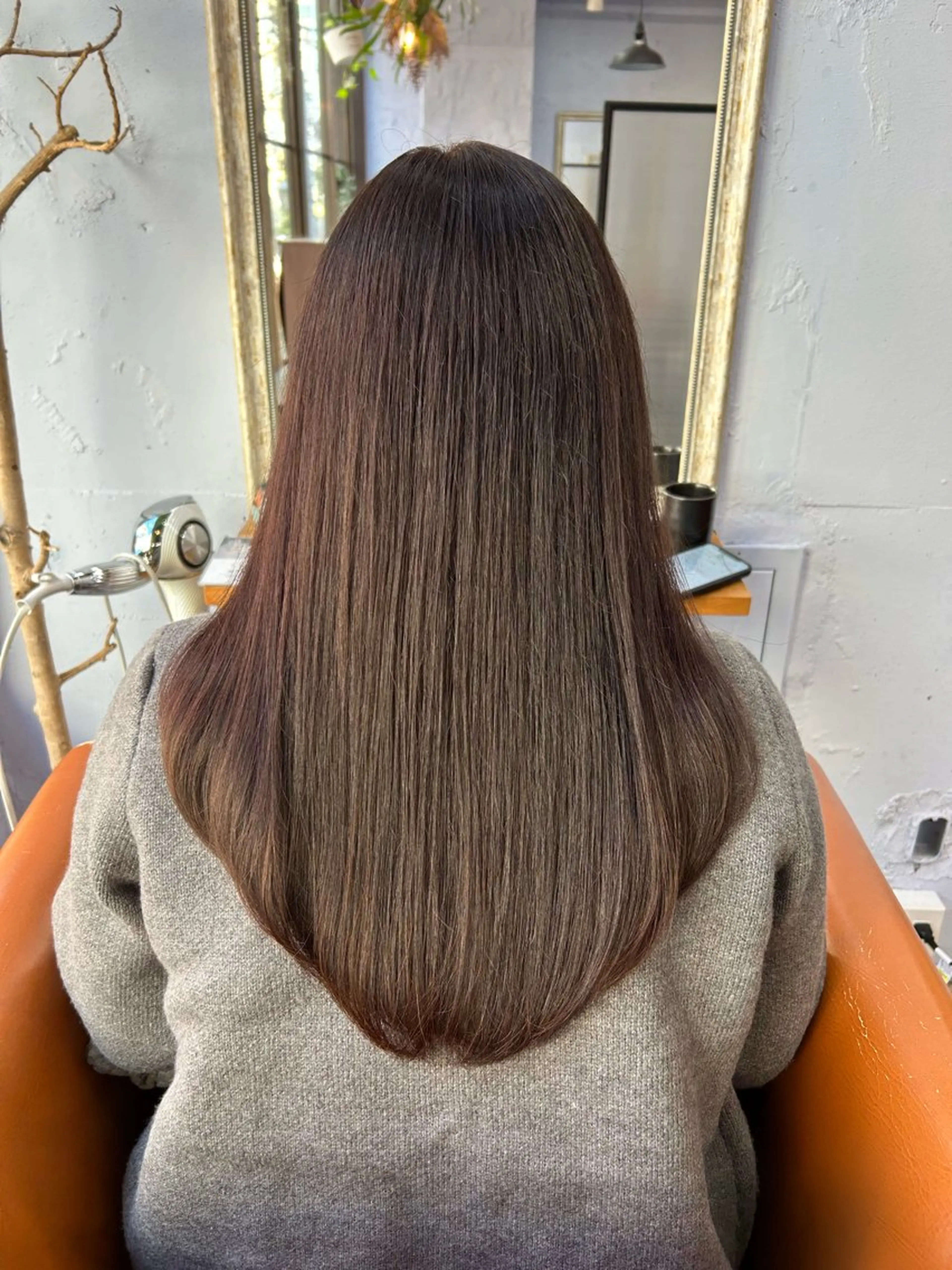 ロング カラー 古澤 咲来のヘアスタイル