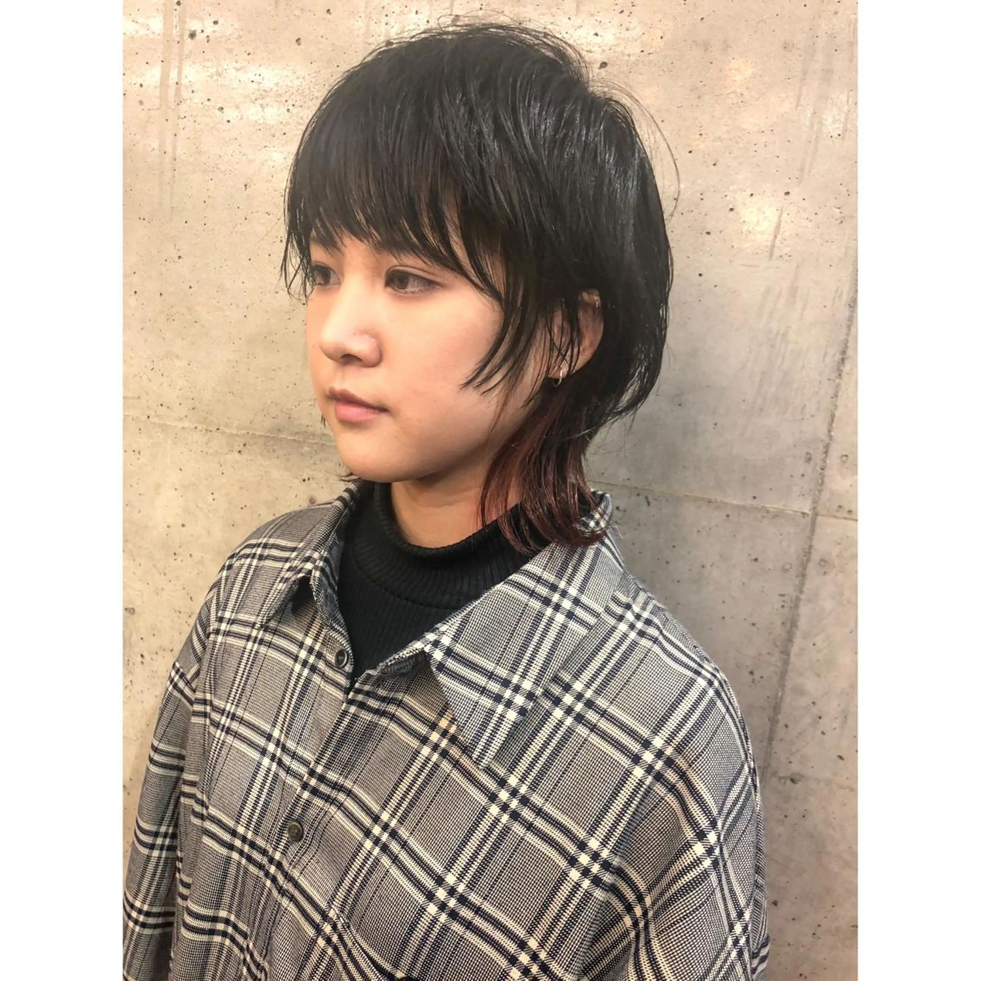 ミディアム カラー ウルフカット カット ヘアカラー トリートメント ヘアセット センスをお届けします 大谷将生INFPのヘアスタイル