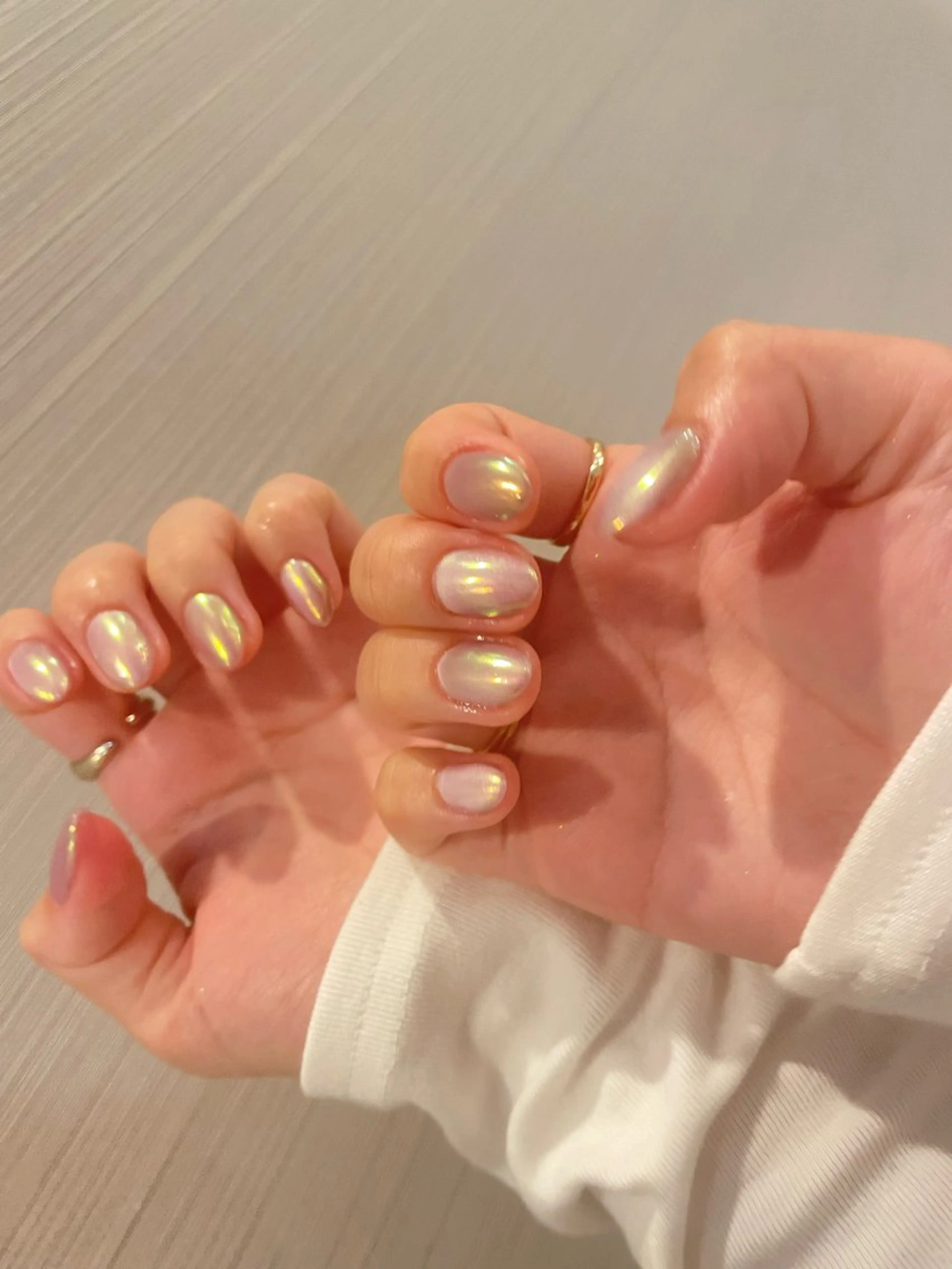 ネイル オーロラネイル チークネイル フレンチネイル ガラスフレンチ グラデーション H&B 楊のネイルデザイン