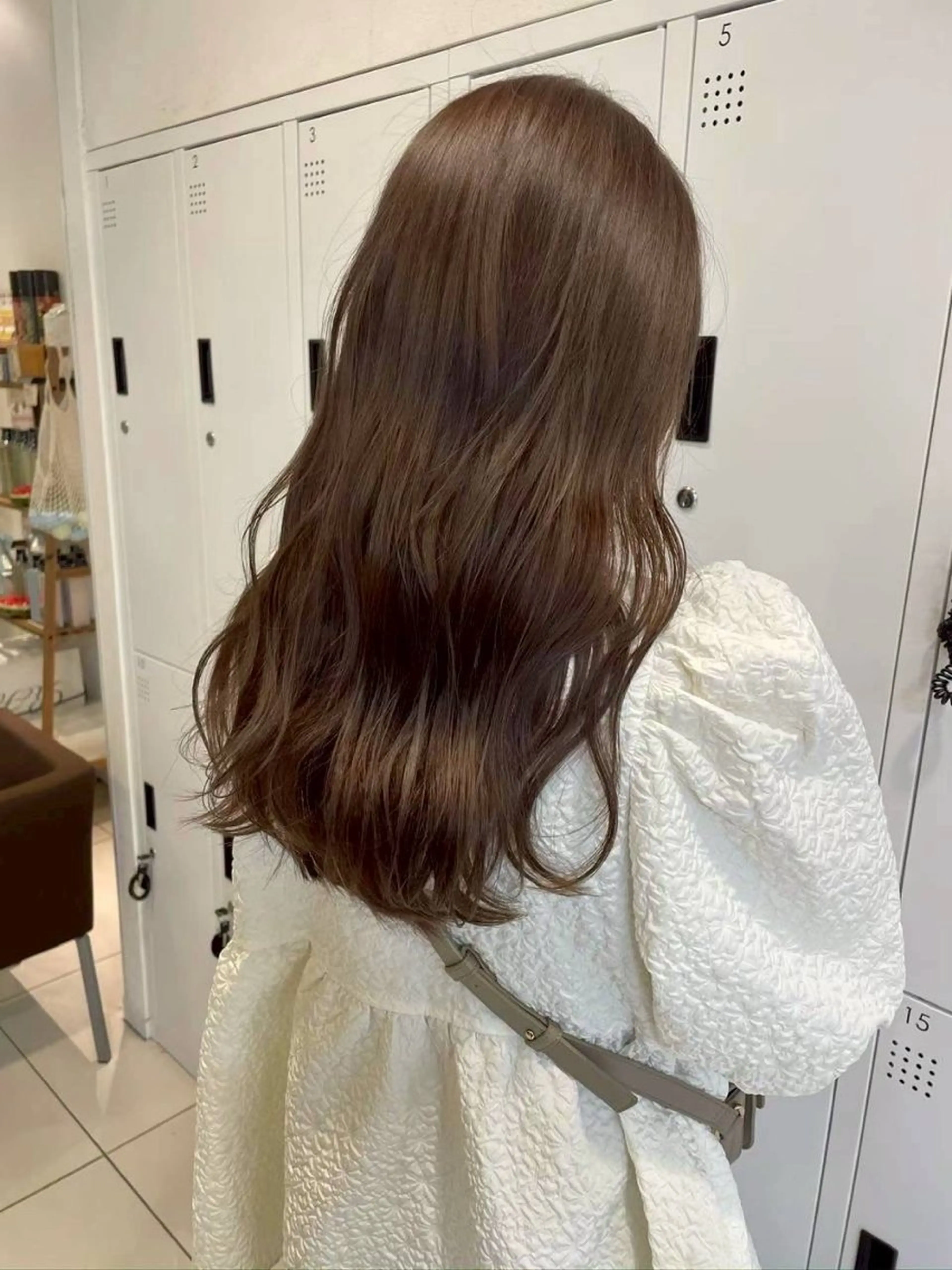 ロング カラー 山下 姫菜のヘアスタイル