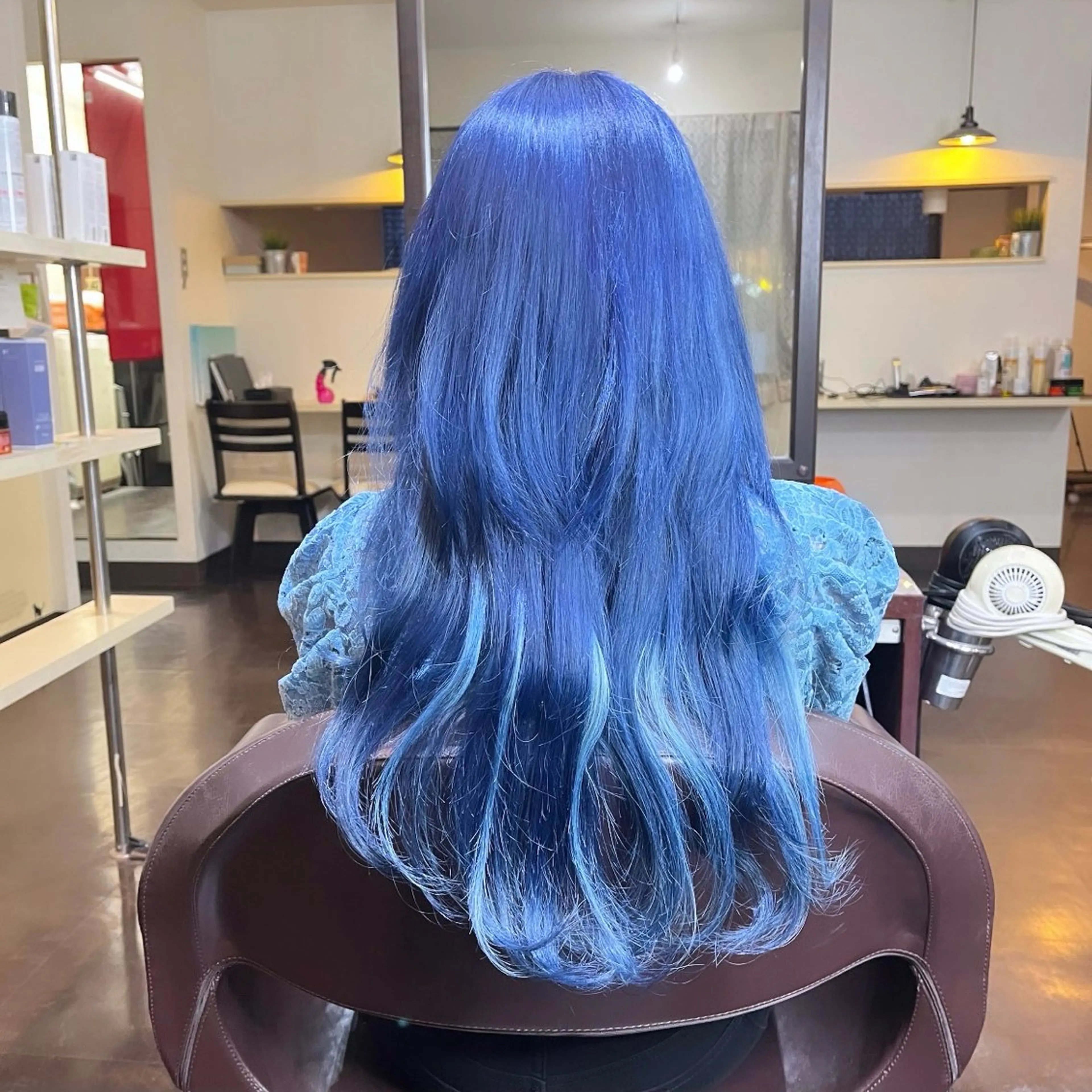 セミロング カラー アクアカラー ブリーチ ブルーカラー ネイビーカラー エクステ ヘアカラー トリートメント 編み込みエクステ/ ハイトーン りょすけのヘアスタイル