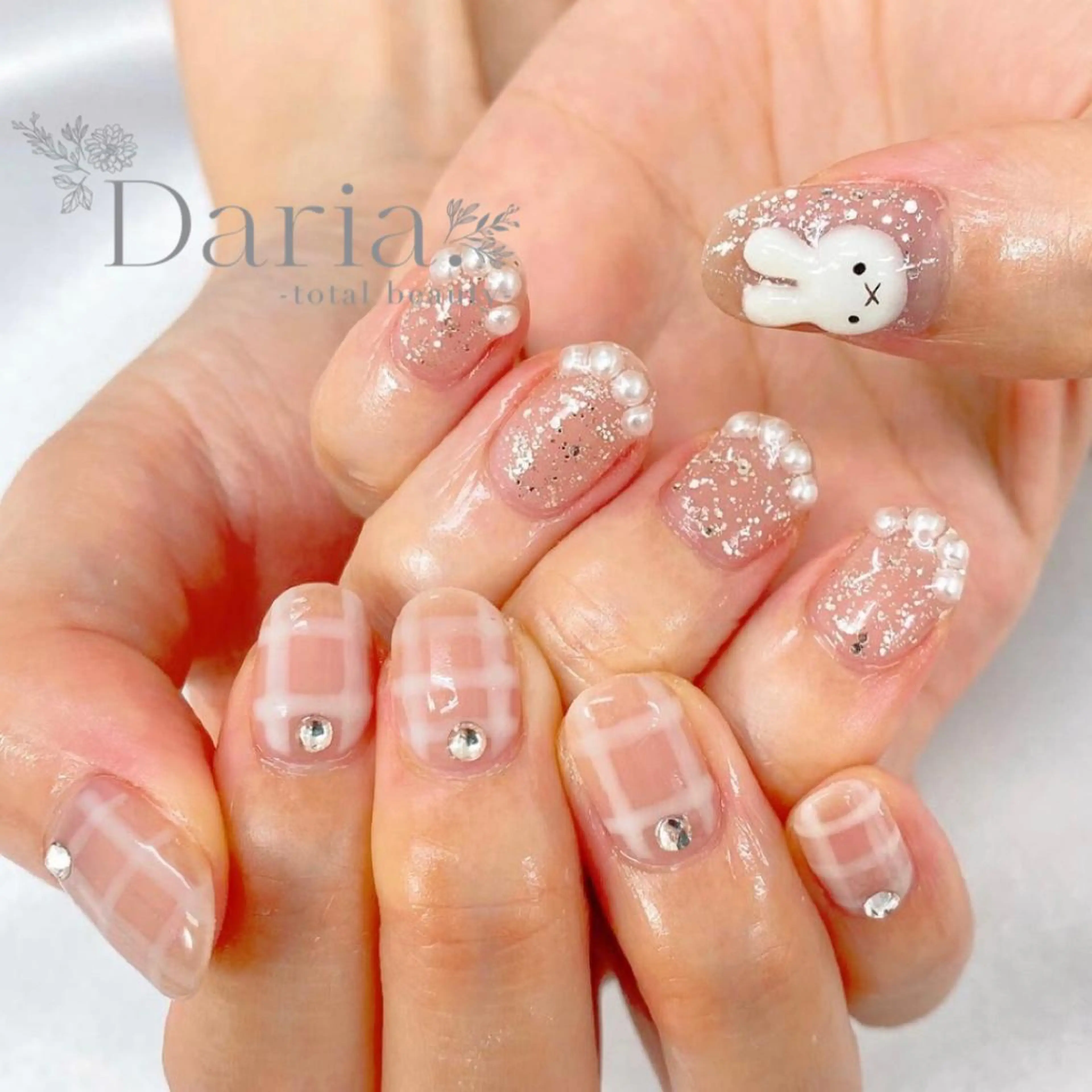 ネイル ジェルネイル ワンカラーネイル パラジェル Daria. nailのマツエク・マツパデザイン