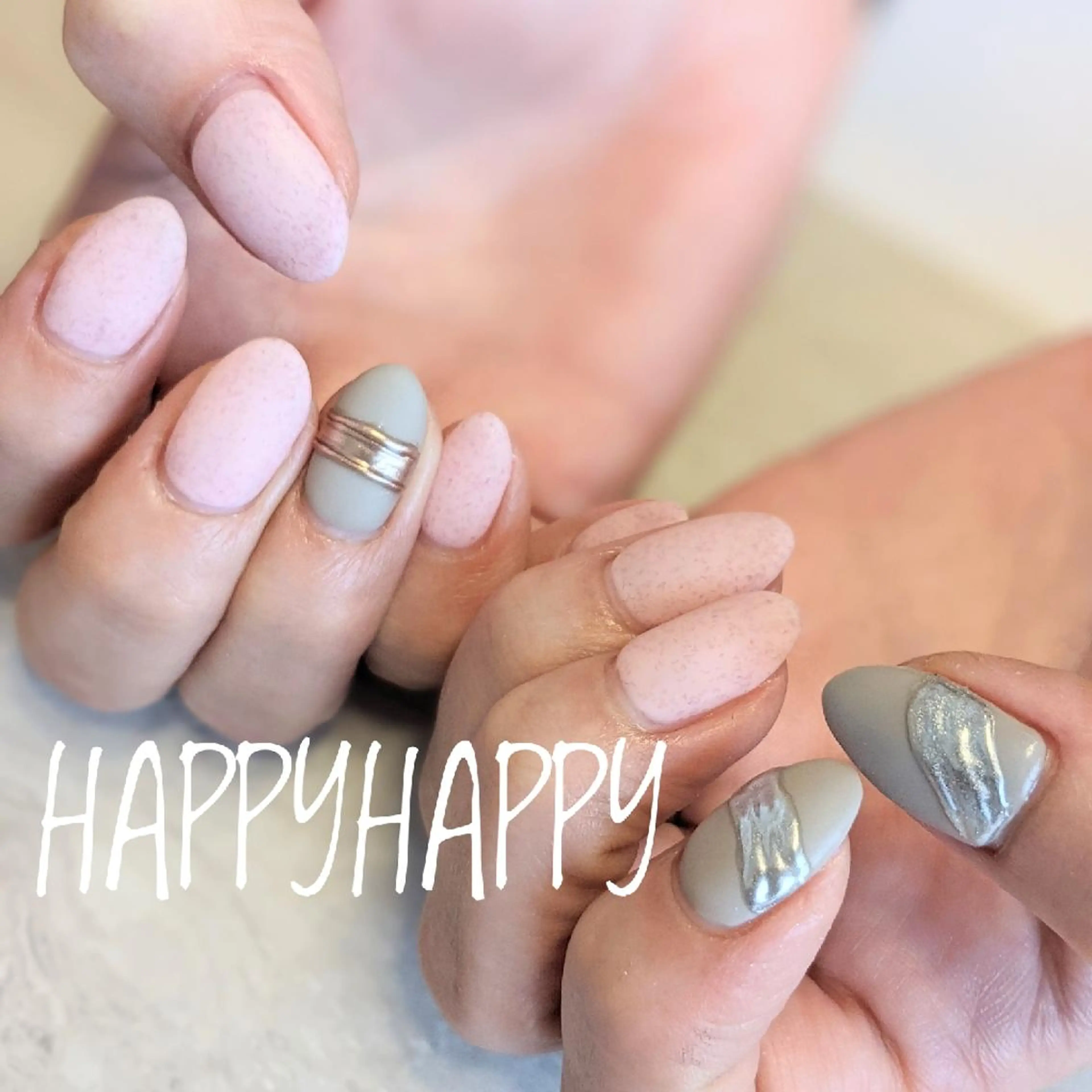 ネイル HAPPY HAPPYのネイルデザイン