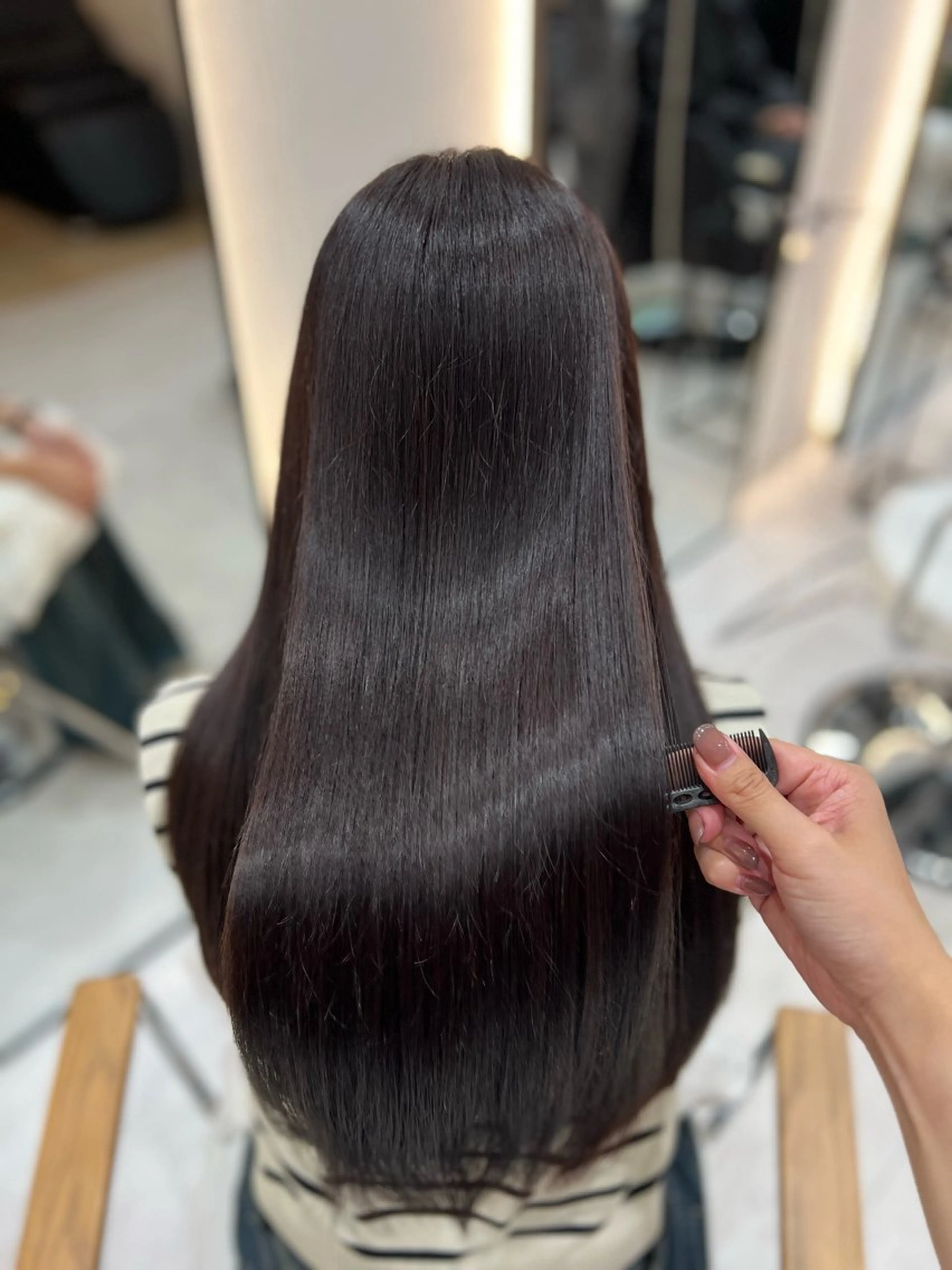 ロング カラー Zina aimiのヘアスタイル