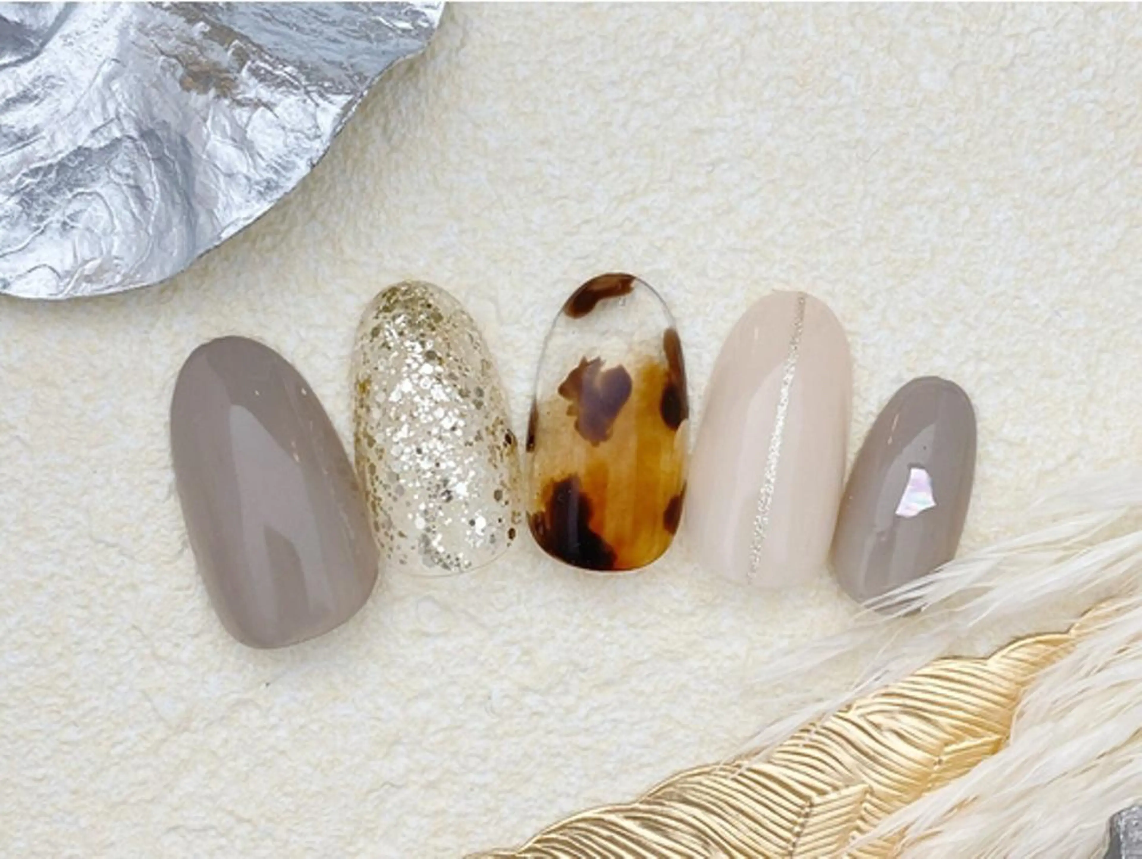 ネイル キラキラネイル emu nail所属・emunail あやかのネイルデザイン