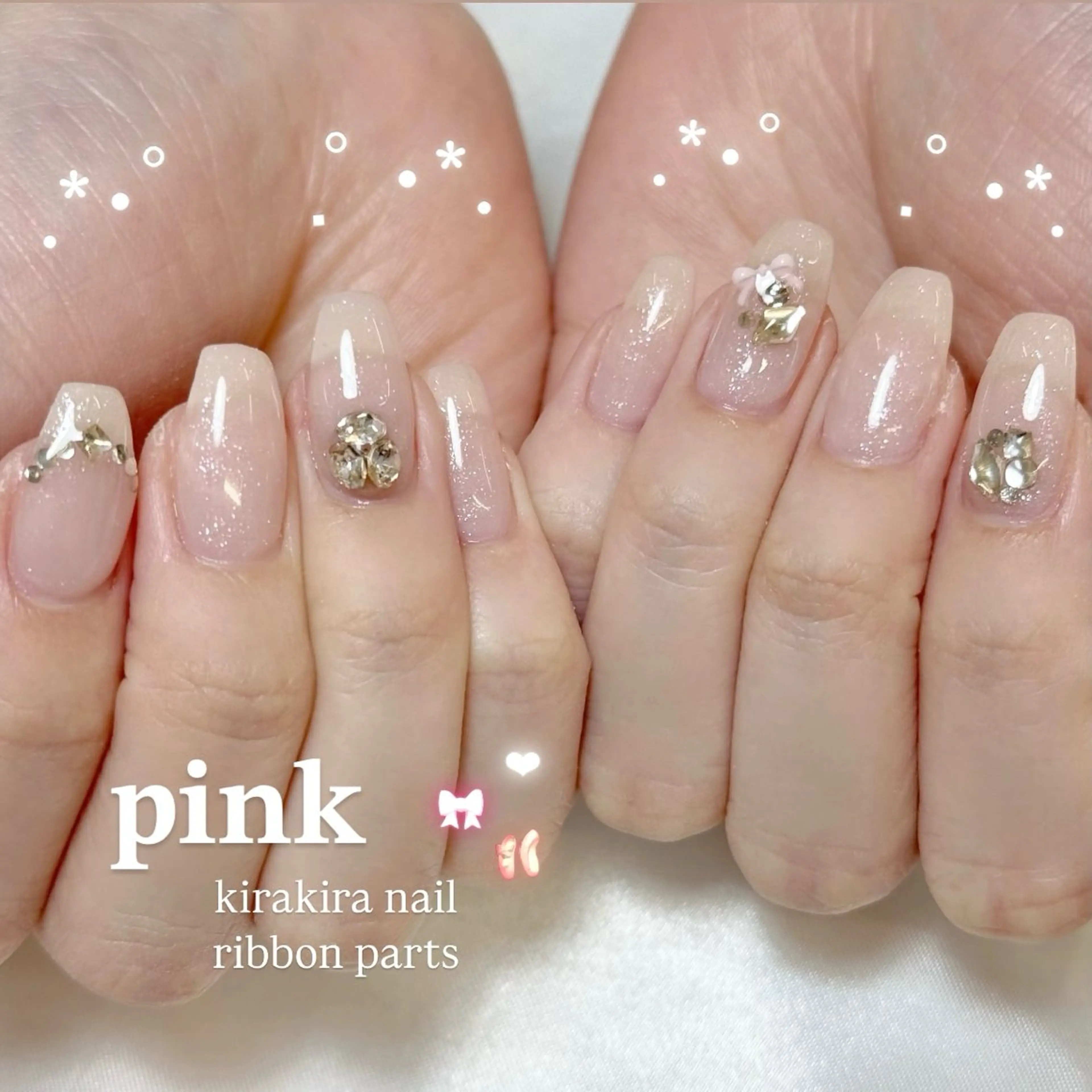 ネイル オーロラネイル ブルー フラッシュネイル フットネイル フレンチネイル ハンドネイル fein. miku🎀🍼のネイルデザイン