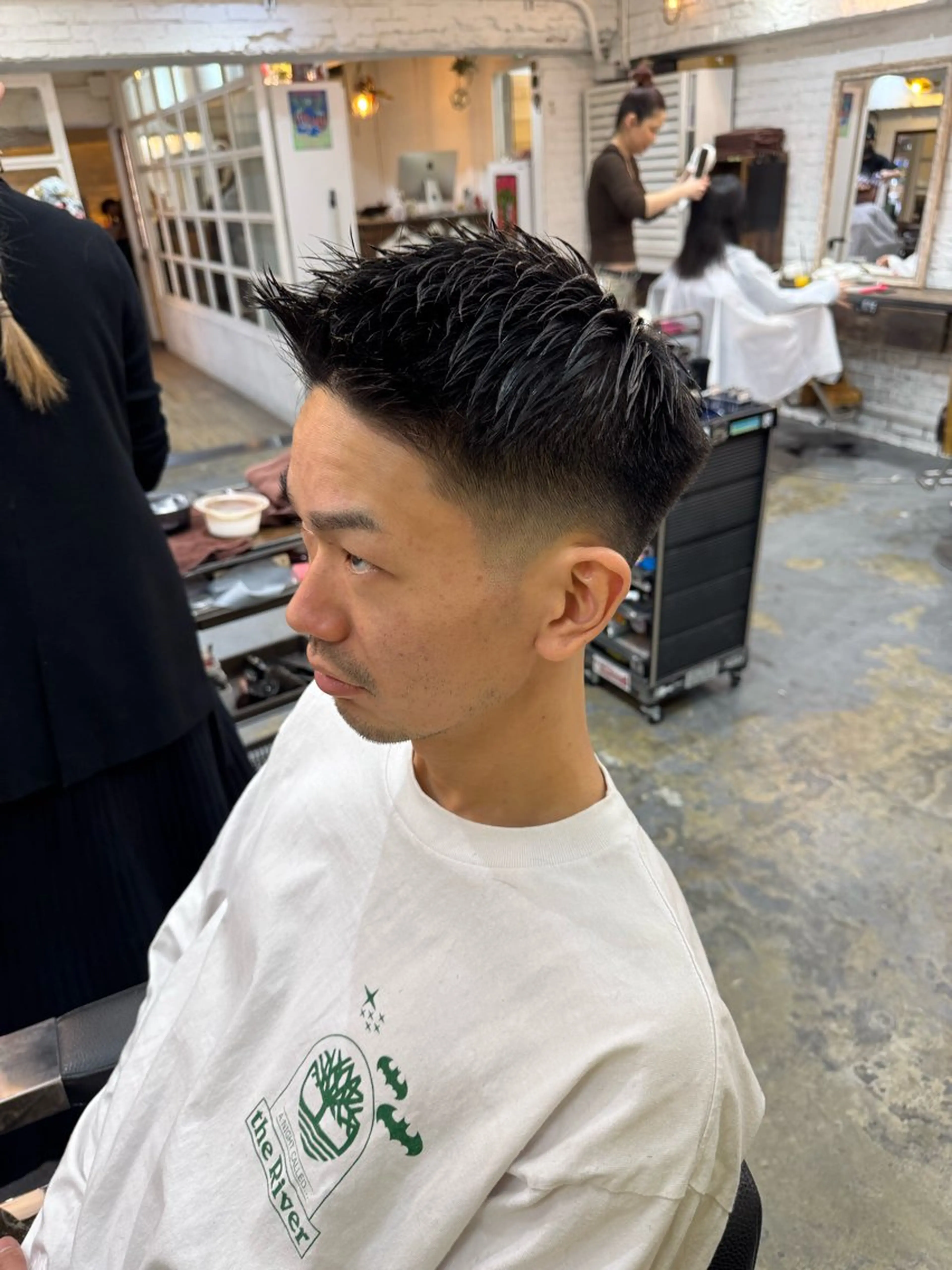 ショート メンズ センターパート ダウンパーマ フェードカット メンズハイライト メンズパーマ カット トリートメント 💈メンズ特化💈 TASUKUのヘアスタイル