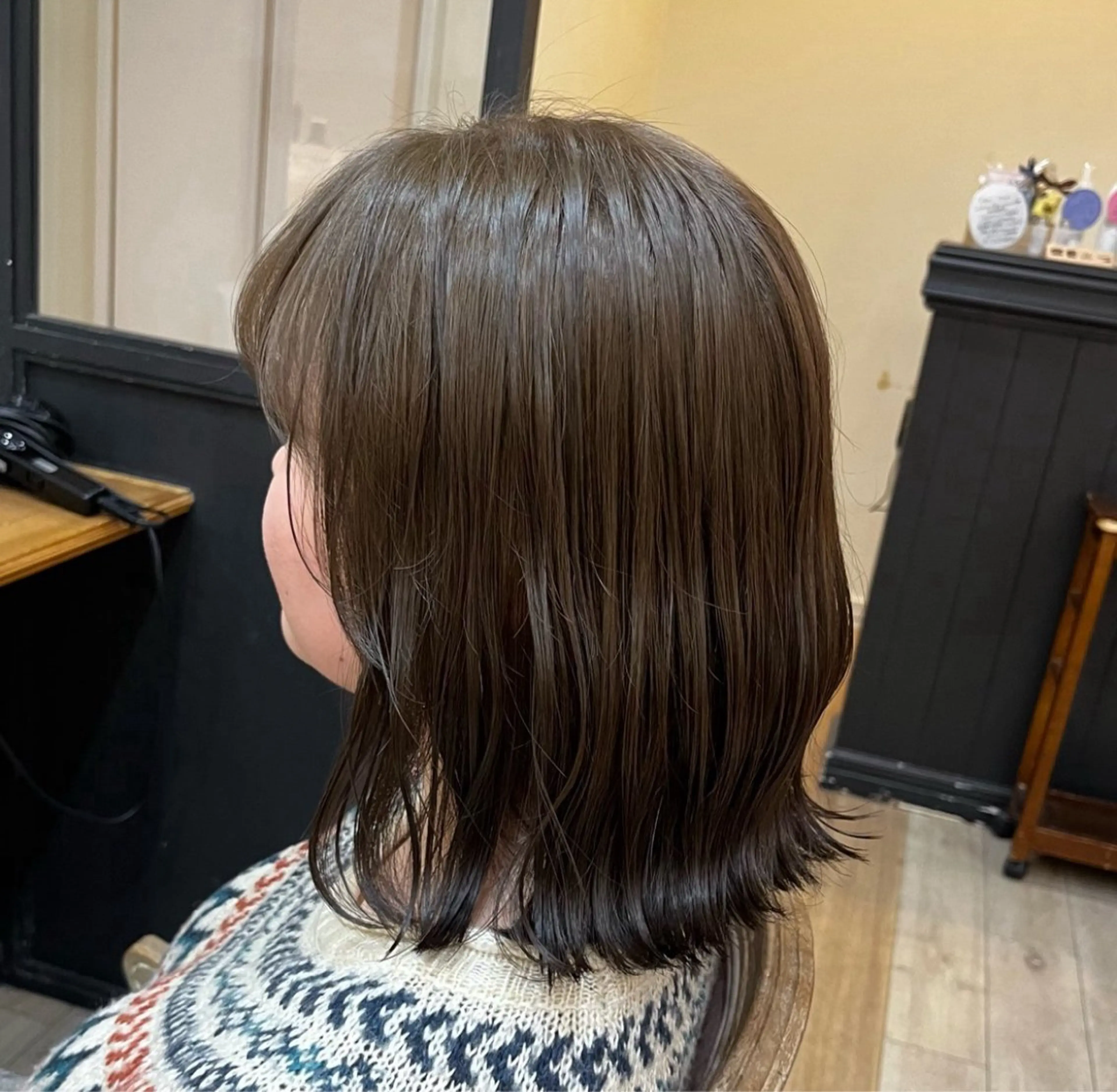 ショート カラー 松尾 遥花のヘアスタイル