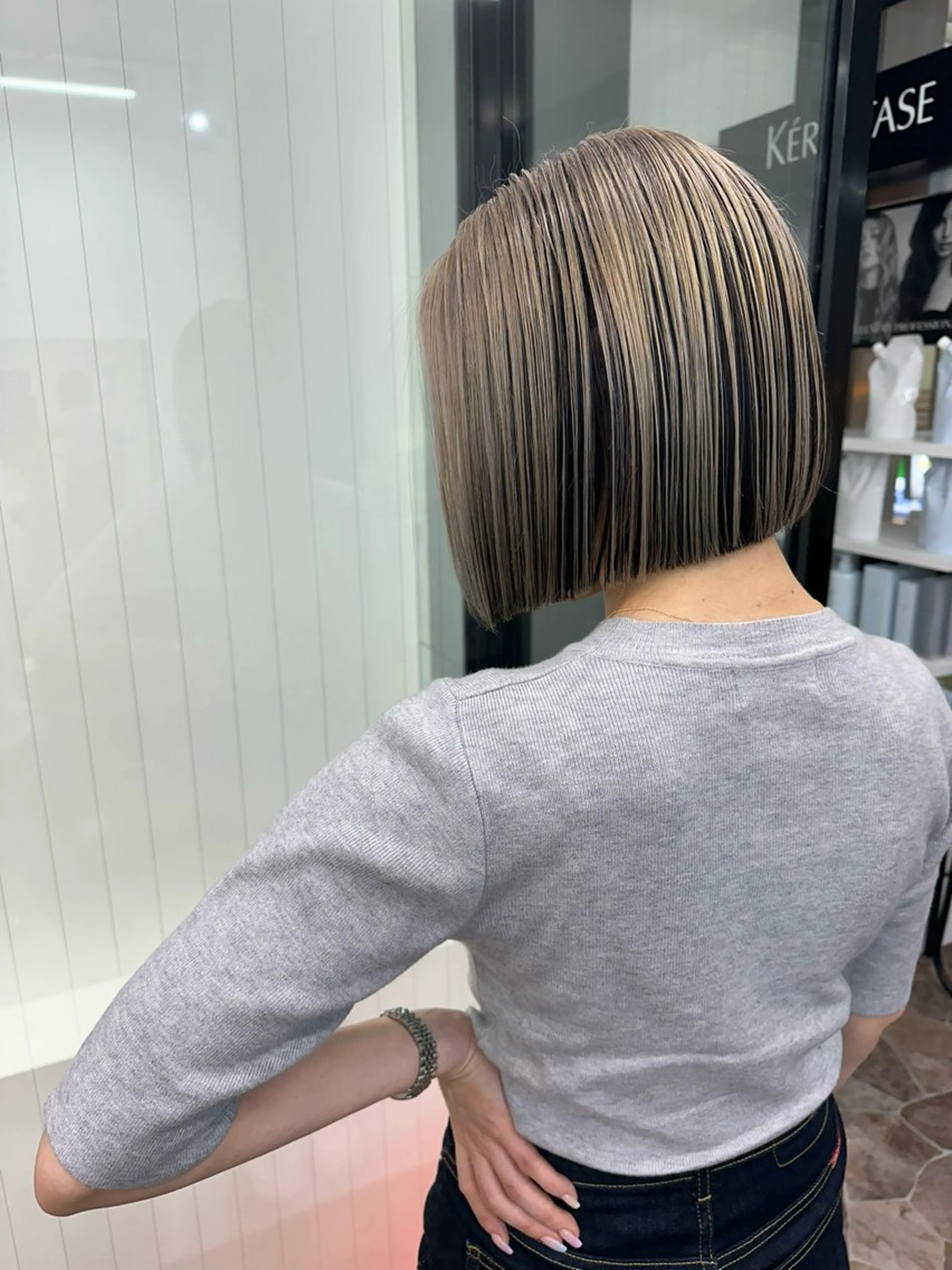 ショート ミストバング ハイライト 髪質改善 韓国風ヘア レイヤーカット HAIR SMILE COEURのヘアスタイル