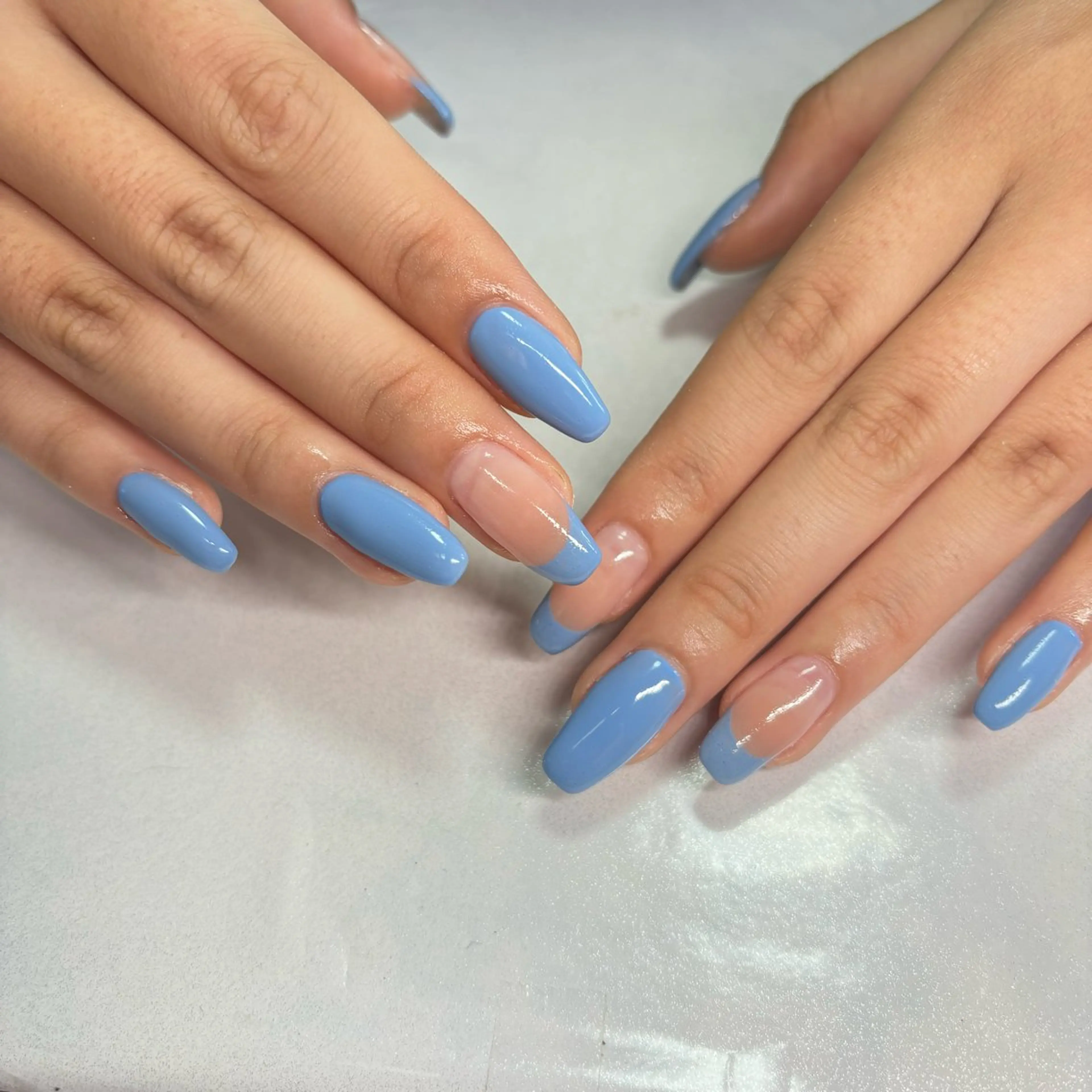 ネイル フレンチネイル ワンカラーネイル RE💟N.NAIL ラテン系お姉さんのネイルデザイン