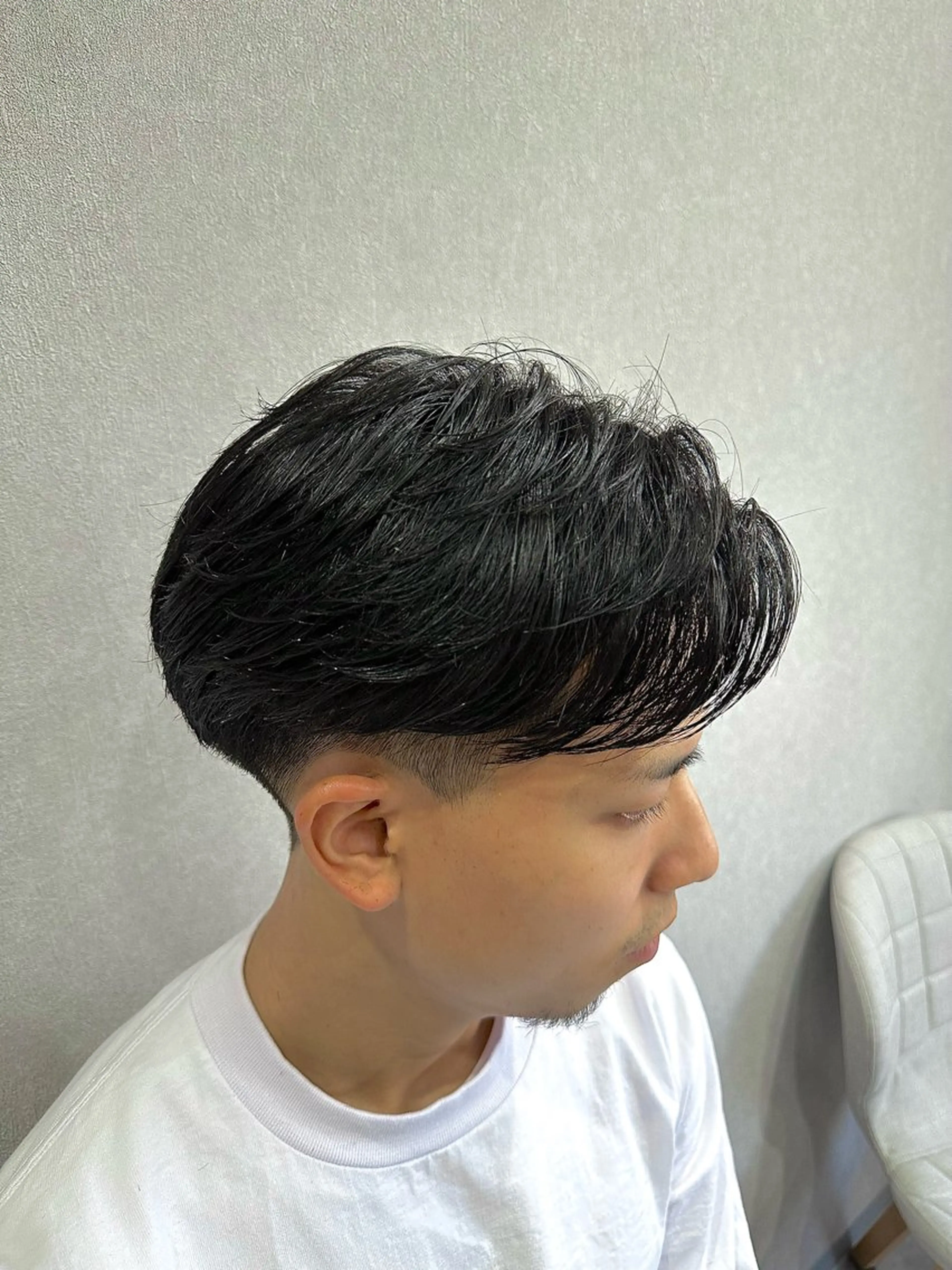 ミディアム パーマ ヘアアレンジ メンズ ミディアムパーマ センターパート メンズパーマ Tsuda Coshoのヘアスタイル