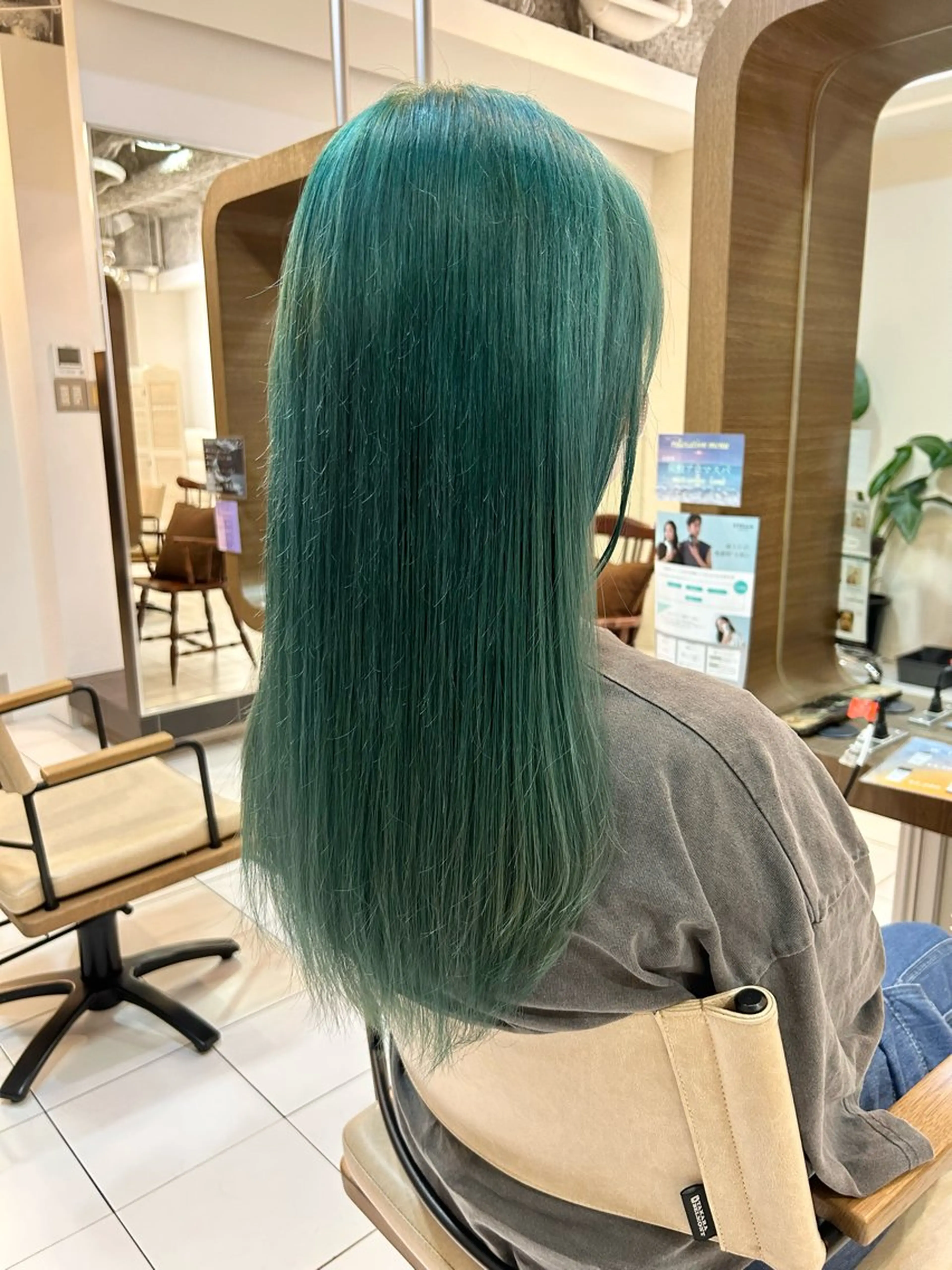 ロング カラー 透明感カラー ハイトーンカラー カット ヘアカラー トリートメント ダブルカラー/ウルフ 上田　航平のヘアスタイル