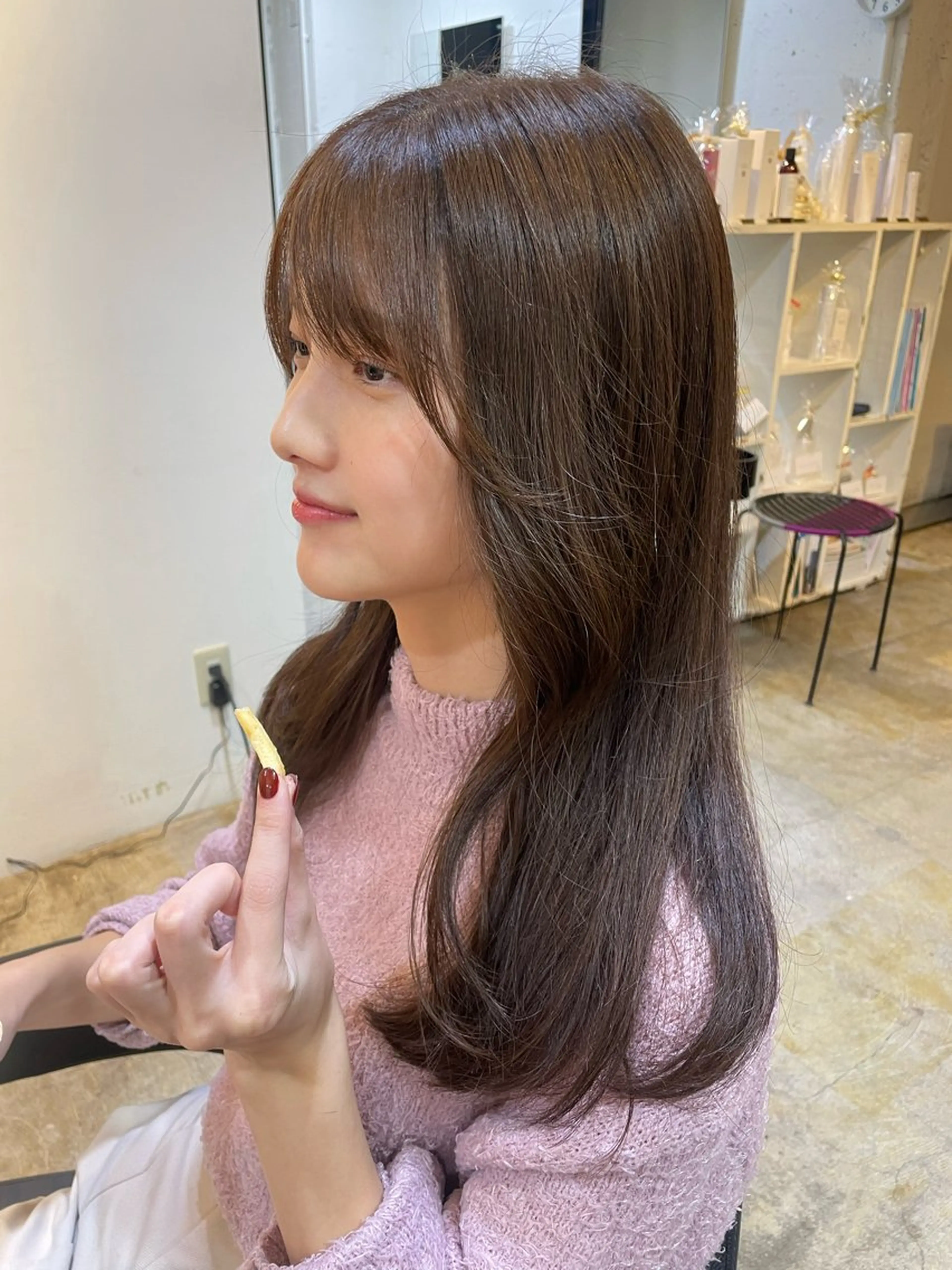 セミロング カラー RIN／韓国ヘア レイヤーカットのヘアスタイル