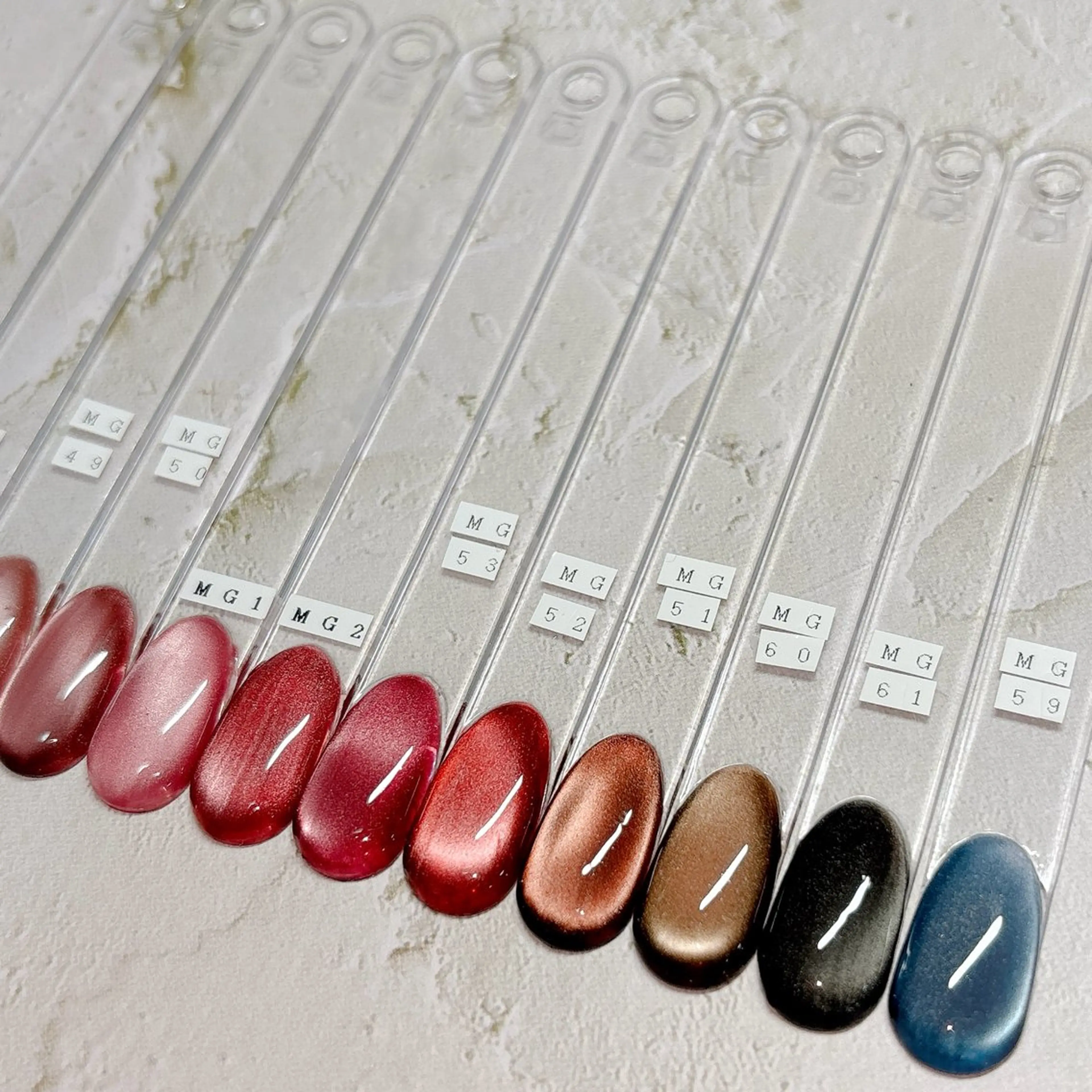 ネイル マグネットネイル ハンドネイル アネラ もか.⋆𝜗𝜚のネイルデザイン